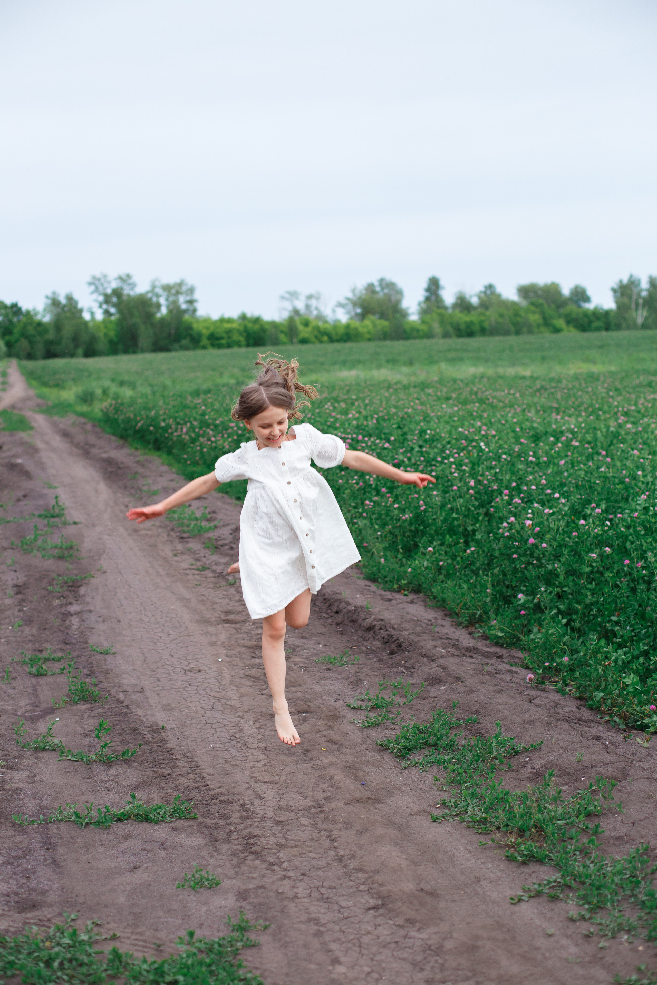 Люпины, клеверное поле. Детский и семейный фотограф в Пензе Лена бешенова