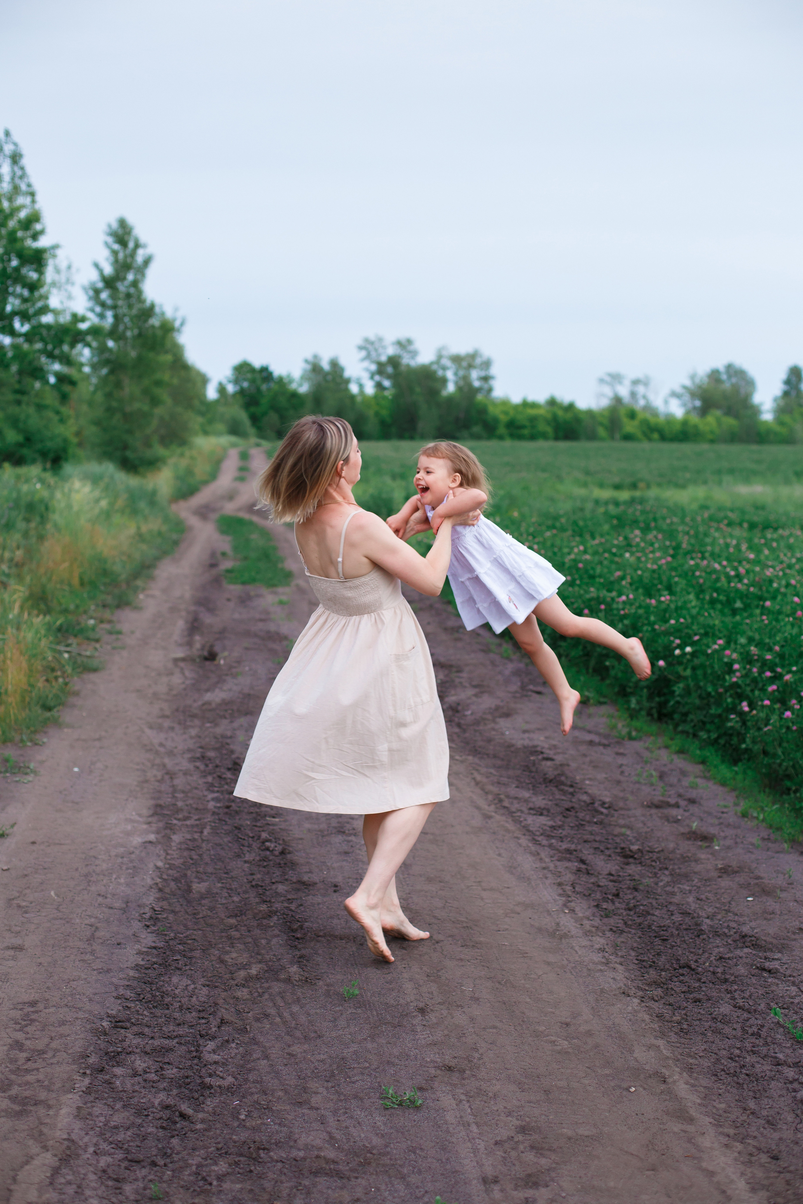 Люпины, клеверное поле. Детский и семейный фотограф в Пензе Лена бешенова