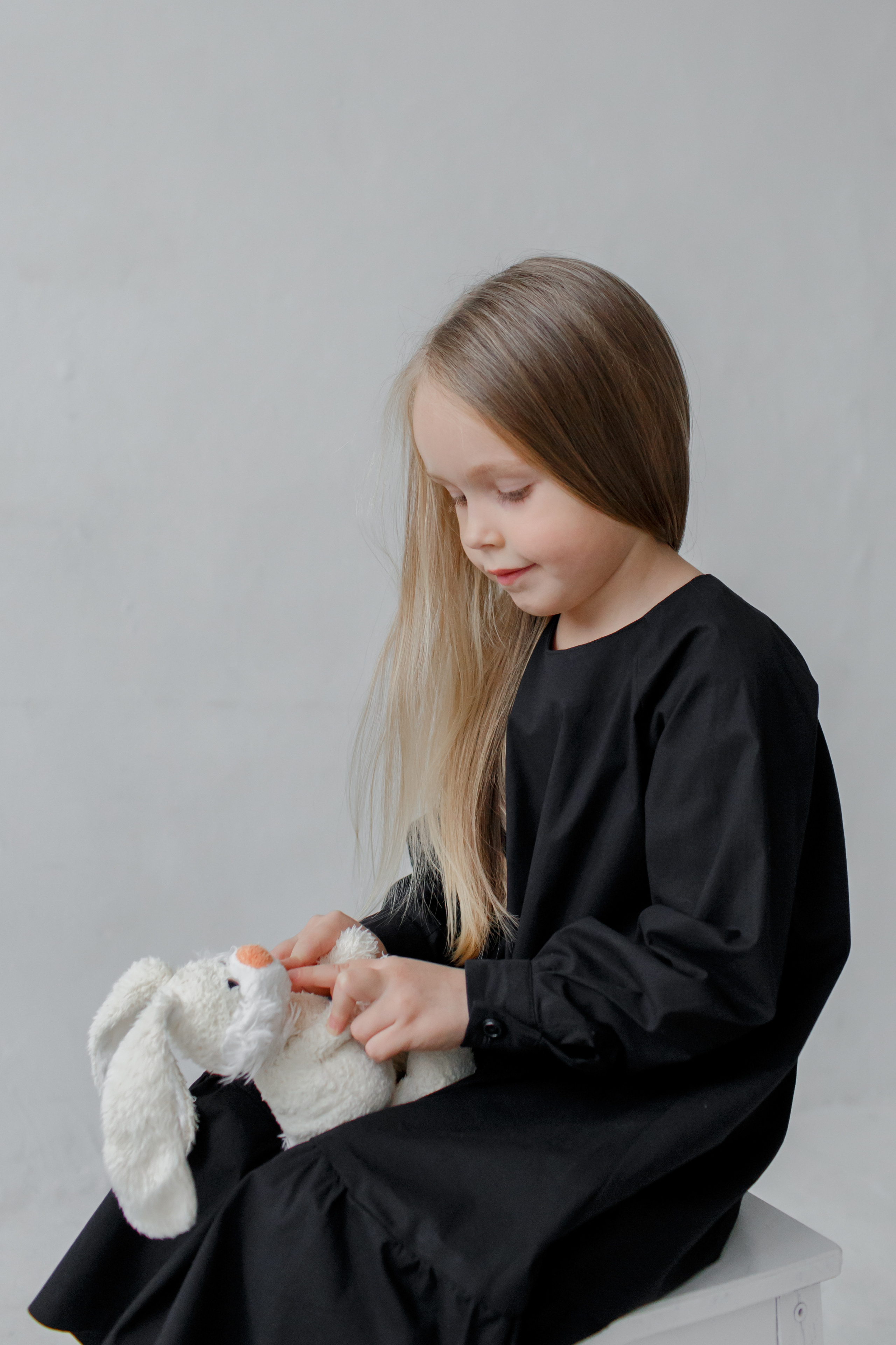 Вероничка в черном платье. Детский и семейный фотограф в Пензе Лена бешенова