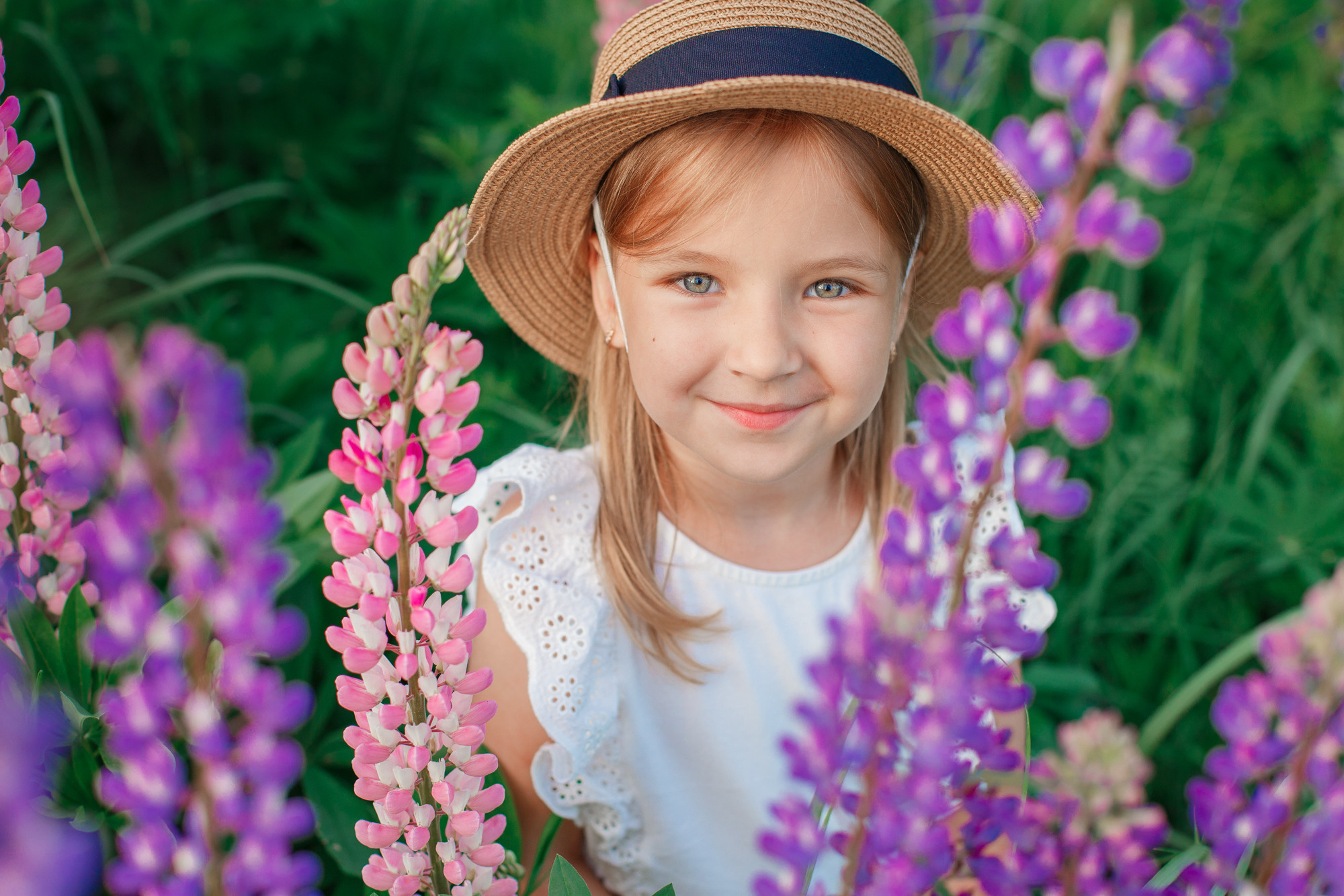 Люпины, клеверное поле. Детский и семейный фотограф в Пензе Лена бешенова