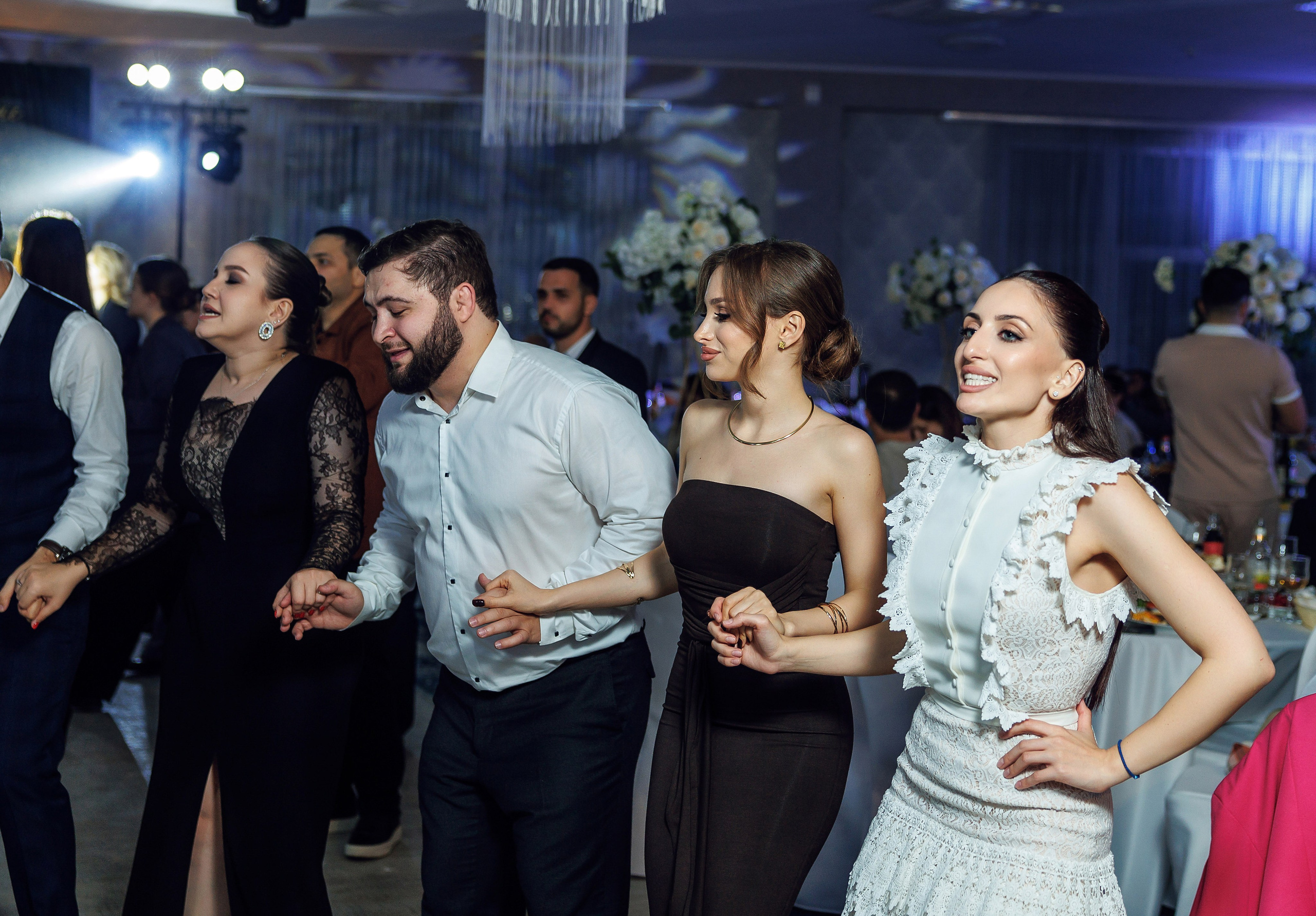 Янис и Диспина. Алёна Наумова — профессиональный организатор свадеб и мероприятий в Краснодарском крае и на побережье