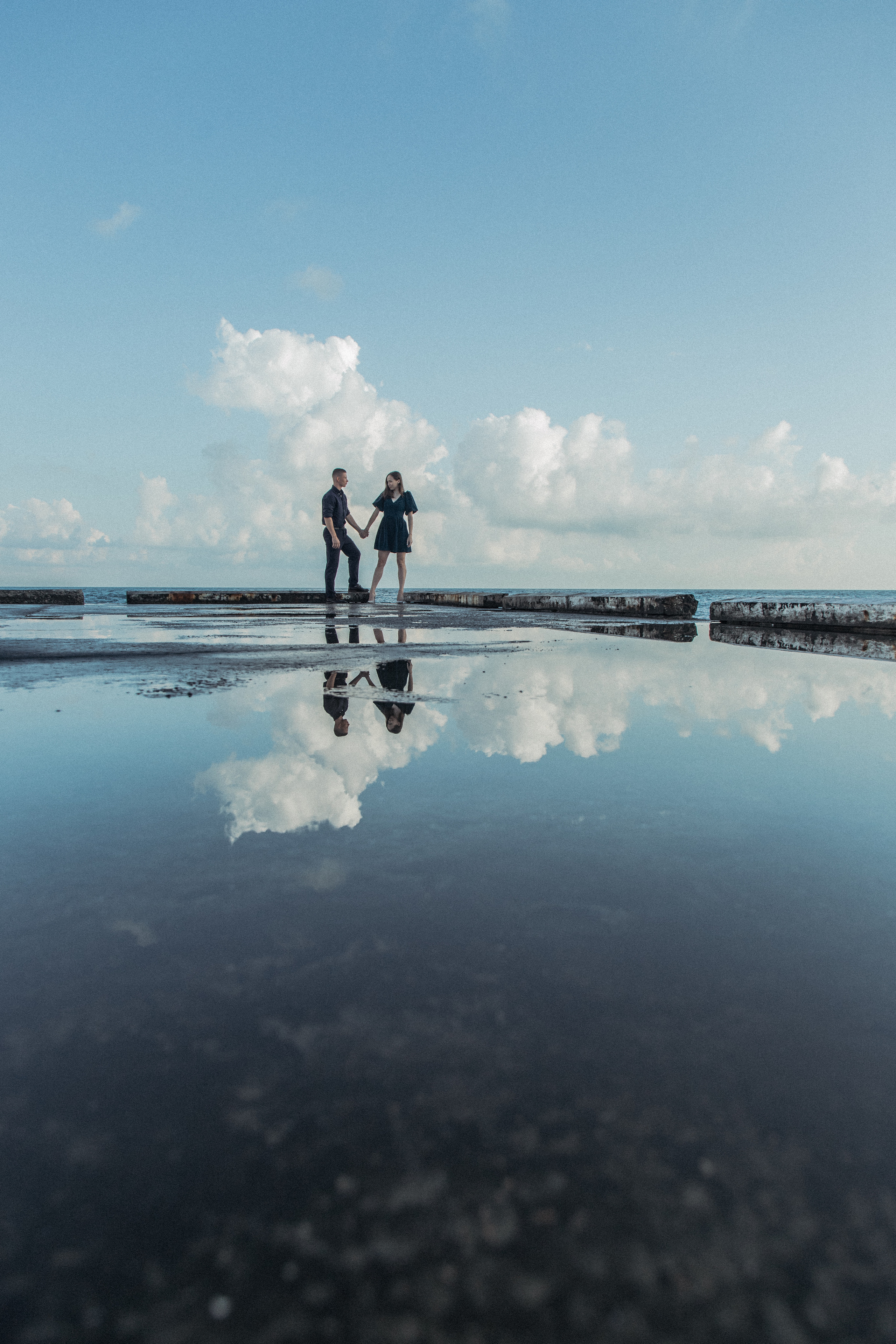 Настя и Вова / сбежать с вечеринки