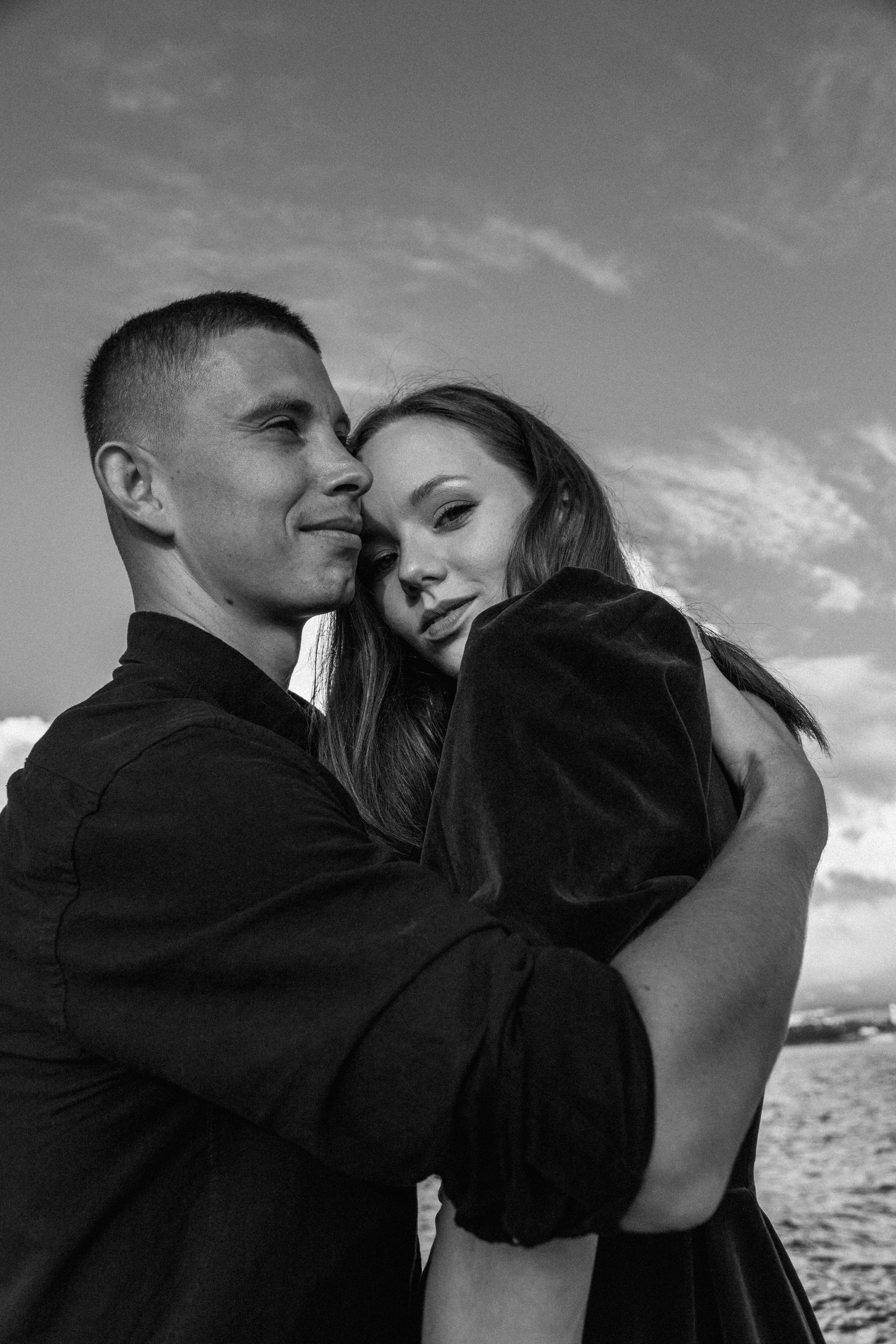 Настя и Вова / сбежать с вечеринки