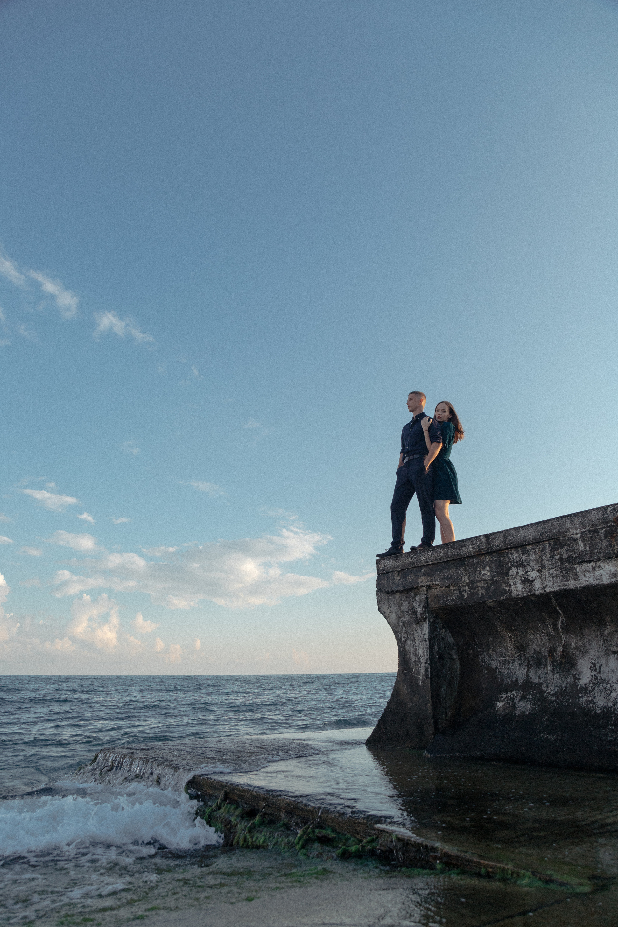 Настя и Вова / сбежать с вечеринки