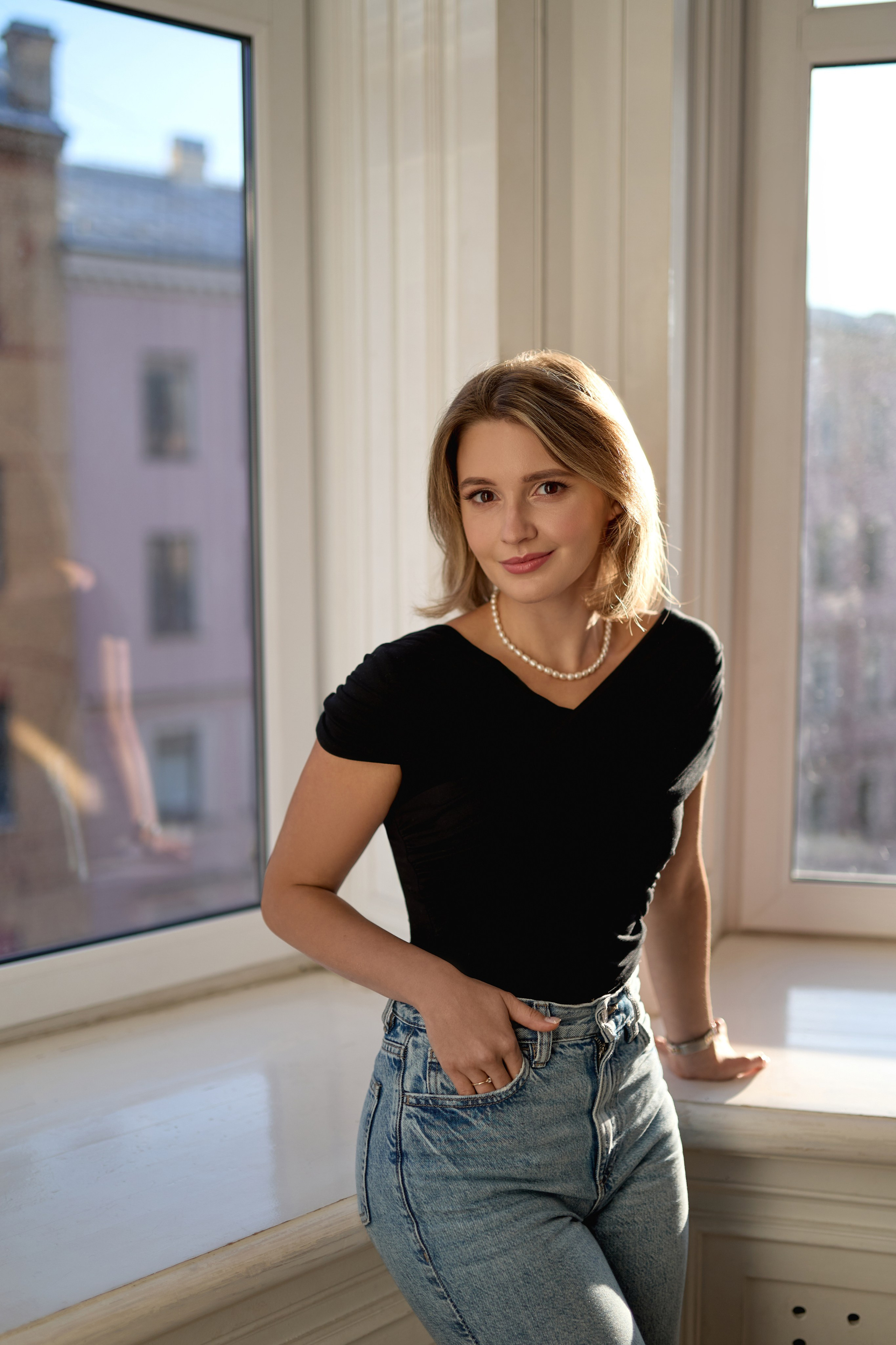 Лавстори в фотостудии в Питере. Сестры Карабаза. Фотографы и ретушеры в Москве и Санкт-Петербурге