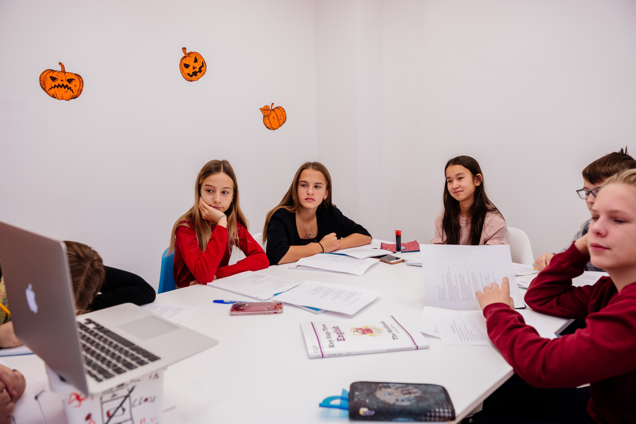 Английская школа. Study Lab. Фотограф LANA STIL. Семейный, репортажный фотограф, студия. Женский, мужской портрет. Фотографирую территориально в г. Королев, Москва, МО