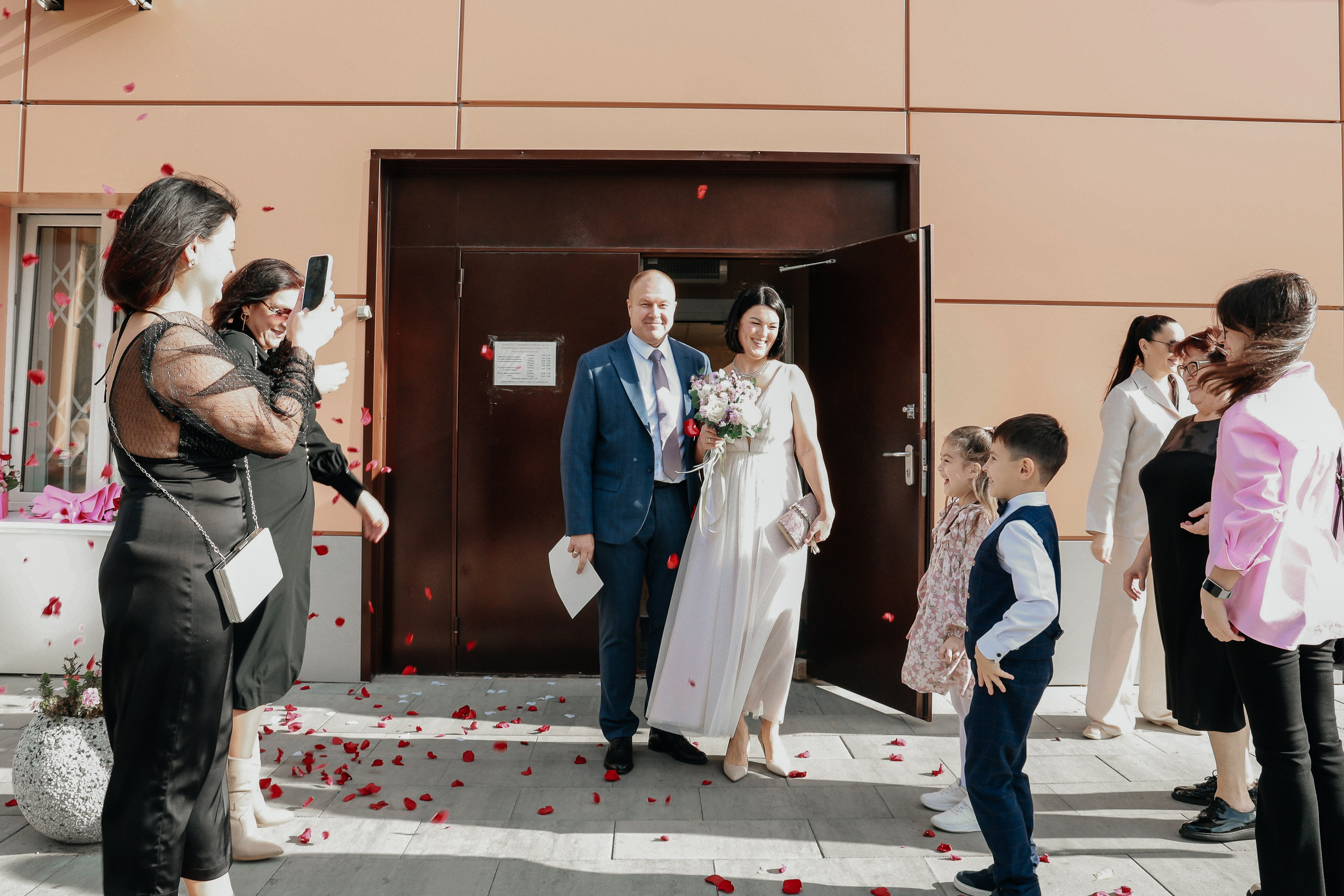 Евгений и Евгения Регистрация и прогулка. Фотограф Юлия Мальцева