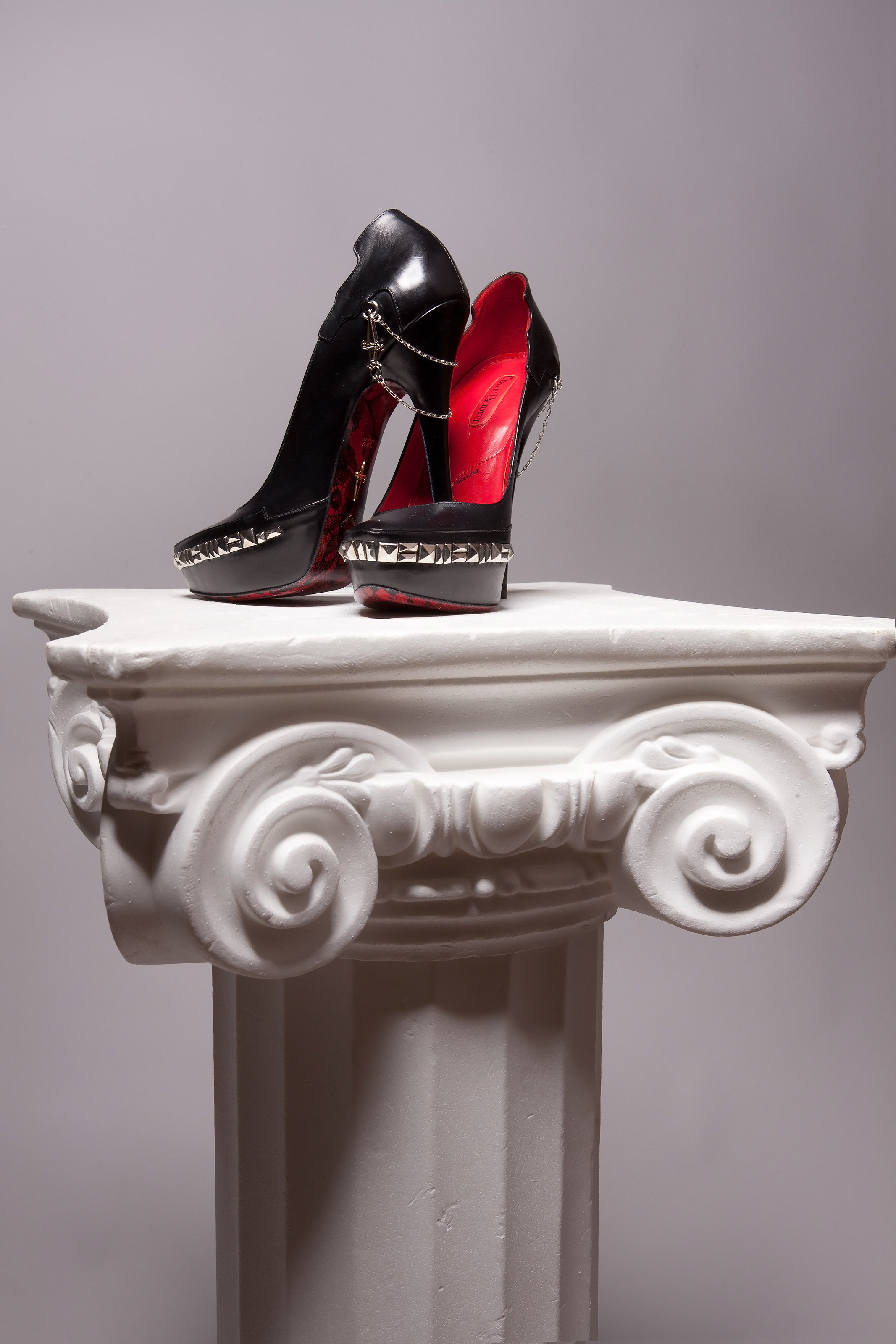 Профессиональная предметная фотография в Ростове-на-Дону. Создание отл. Максим Матвийченко и Виктория Басова профессионалы своего дела