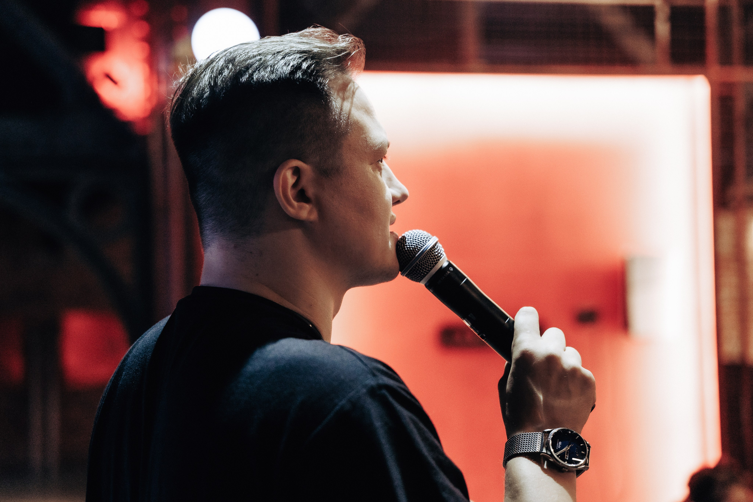 Репортажная съёмка на дне рождения школы ораторского мастерства «ОЕ Оратор». Профессиональный фотограф в Санкт-Петербурге Александр Волосенцев