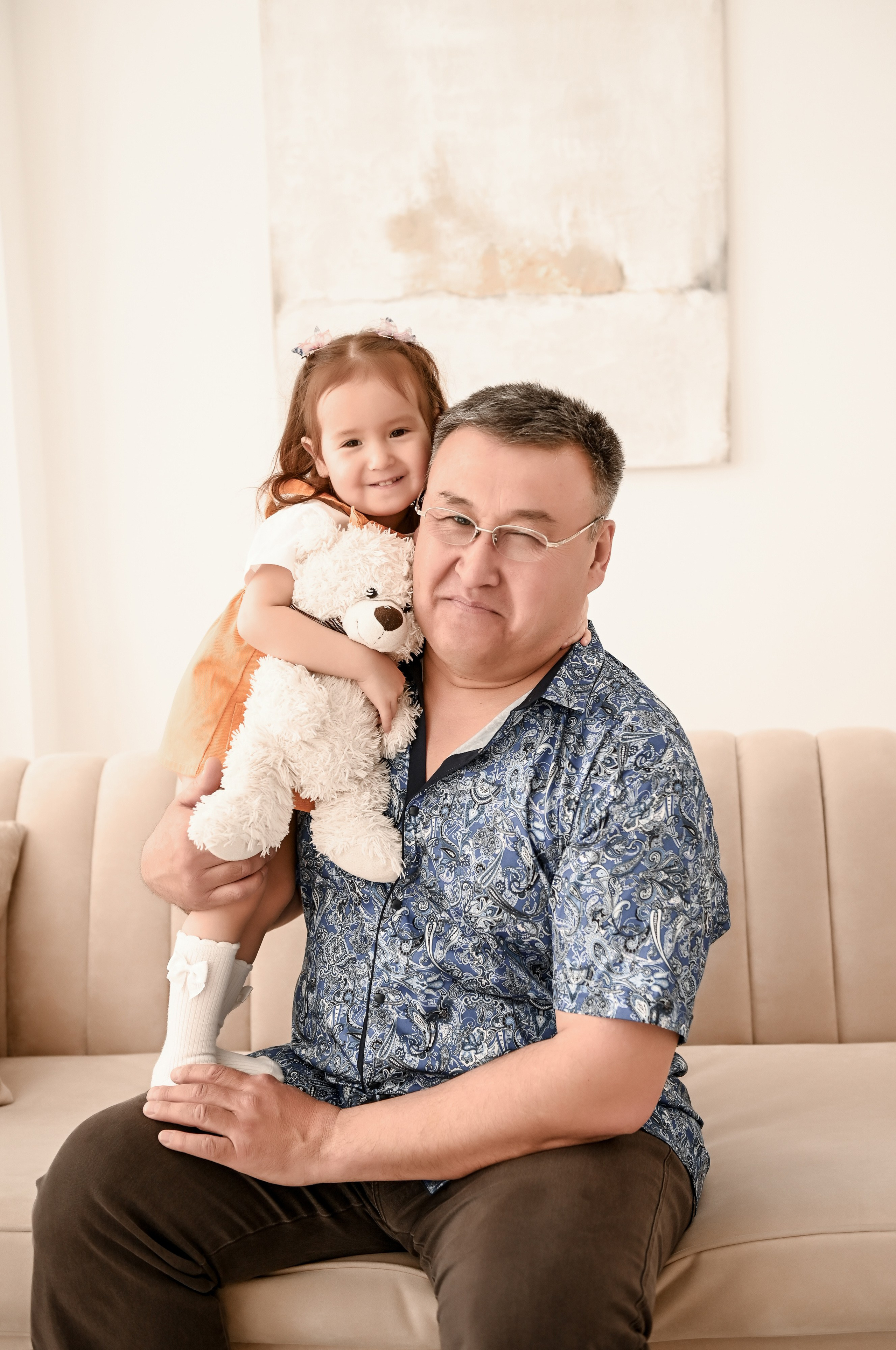 Семейная студийная  фотосессия 2. Свадебный, семейный, детский, контент фотограф в Омске Максим Ильин