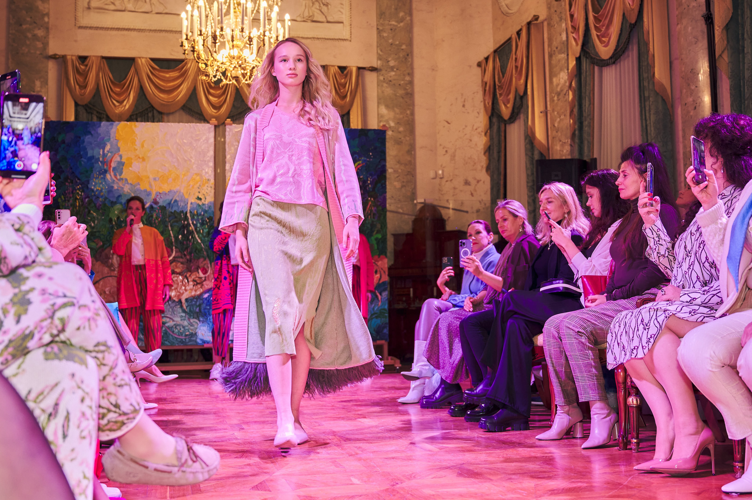 21.09.22 Люблино — Показ коллекции платьев. Никита Хохловский фото и видео продакшн