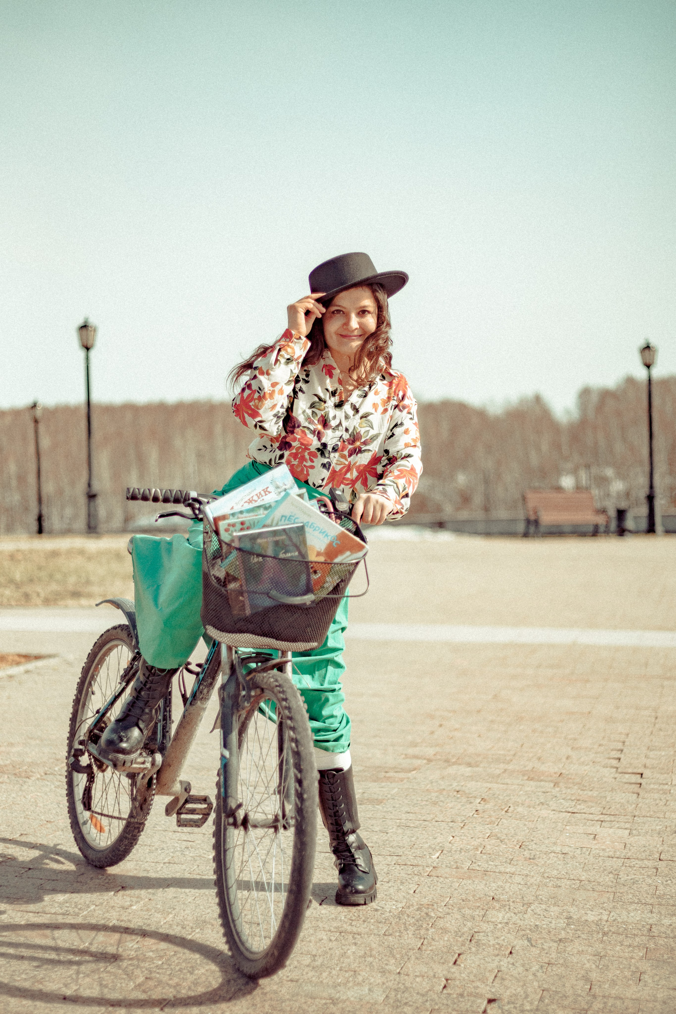 Зуля Стадник, детский писатель. Арт-фотограф Крис Л. в Тобольске: портрет, семейные, свадьбы