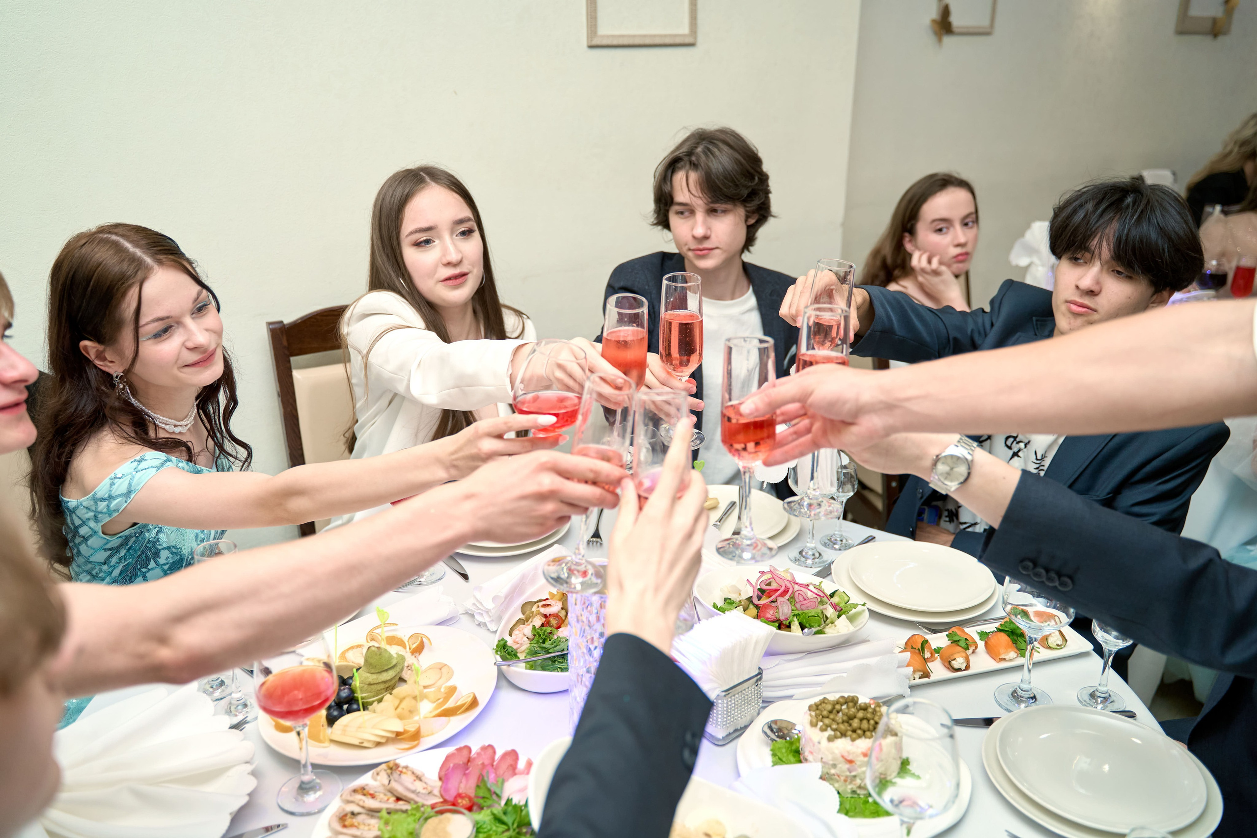 Выпускной. Выпускные фотокниги во Владивостоке Джуган Елена