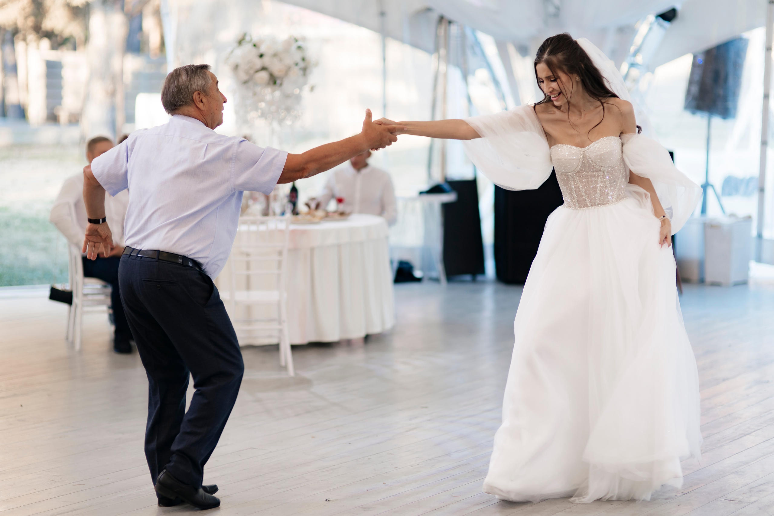 Фотосъемка полного свадебного дня с выездной регистрацией в Ижевске. Свадебный и портретный фотограф в Ижевске и Санкт-Петербурге Саша Брокколи
