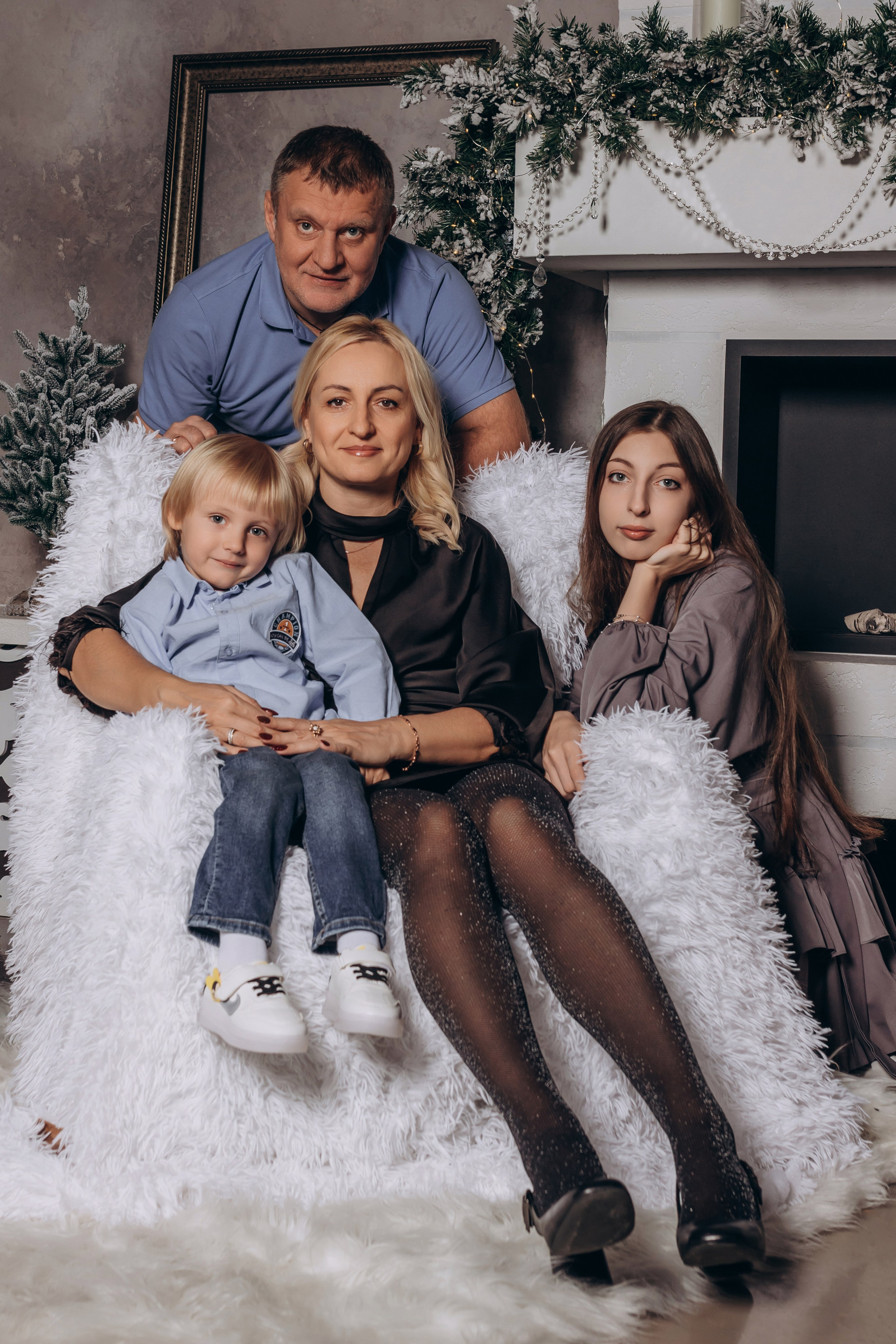 Семейный новый год. Фотограф Красноярск Архипова Алина