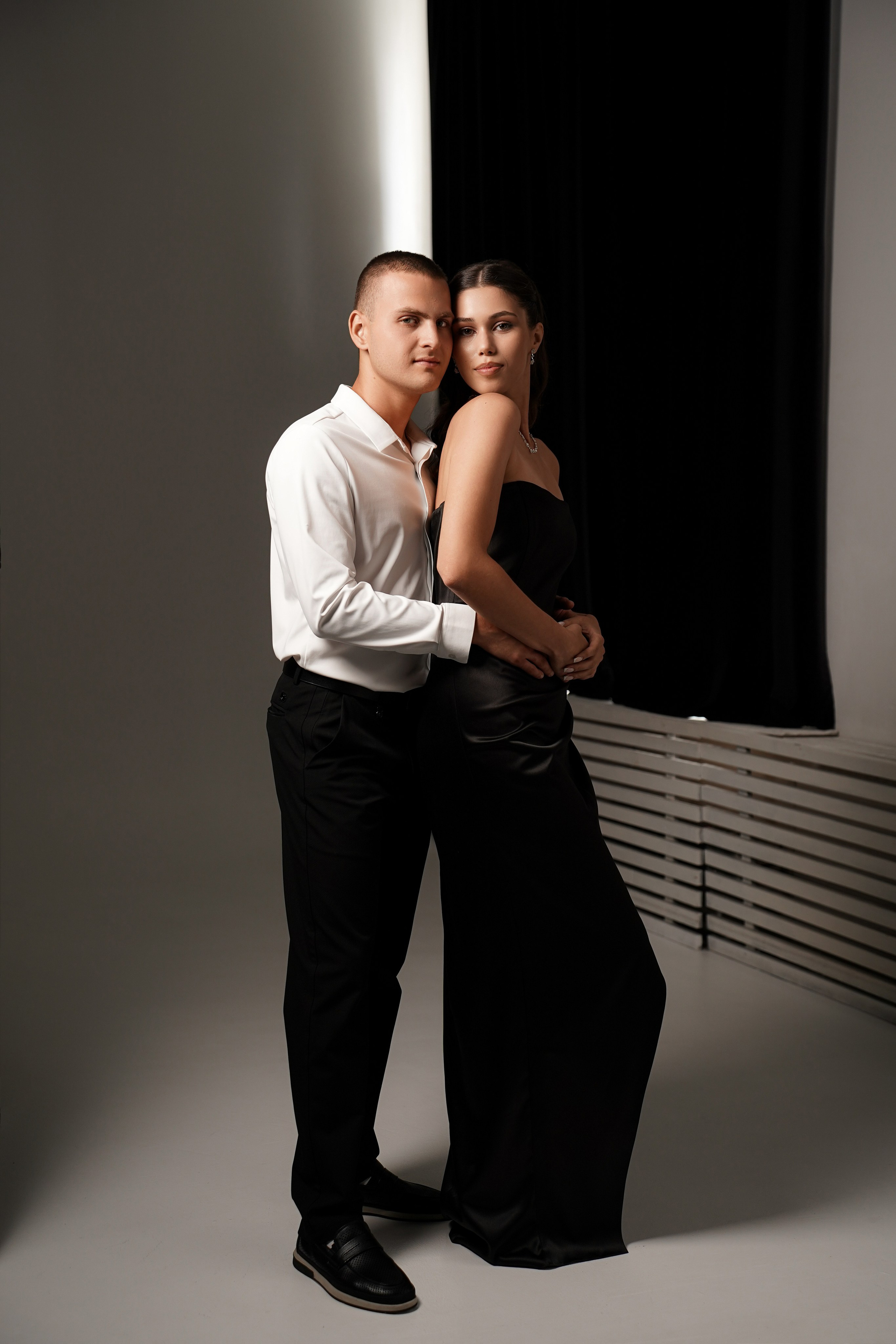 Фотосессия на циклораме. Свадебный фотограф в Ростове-на-Дону. Таинство Крещения и Венчания, семейные фотосессии. Алёна Чёботова