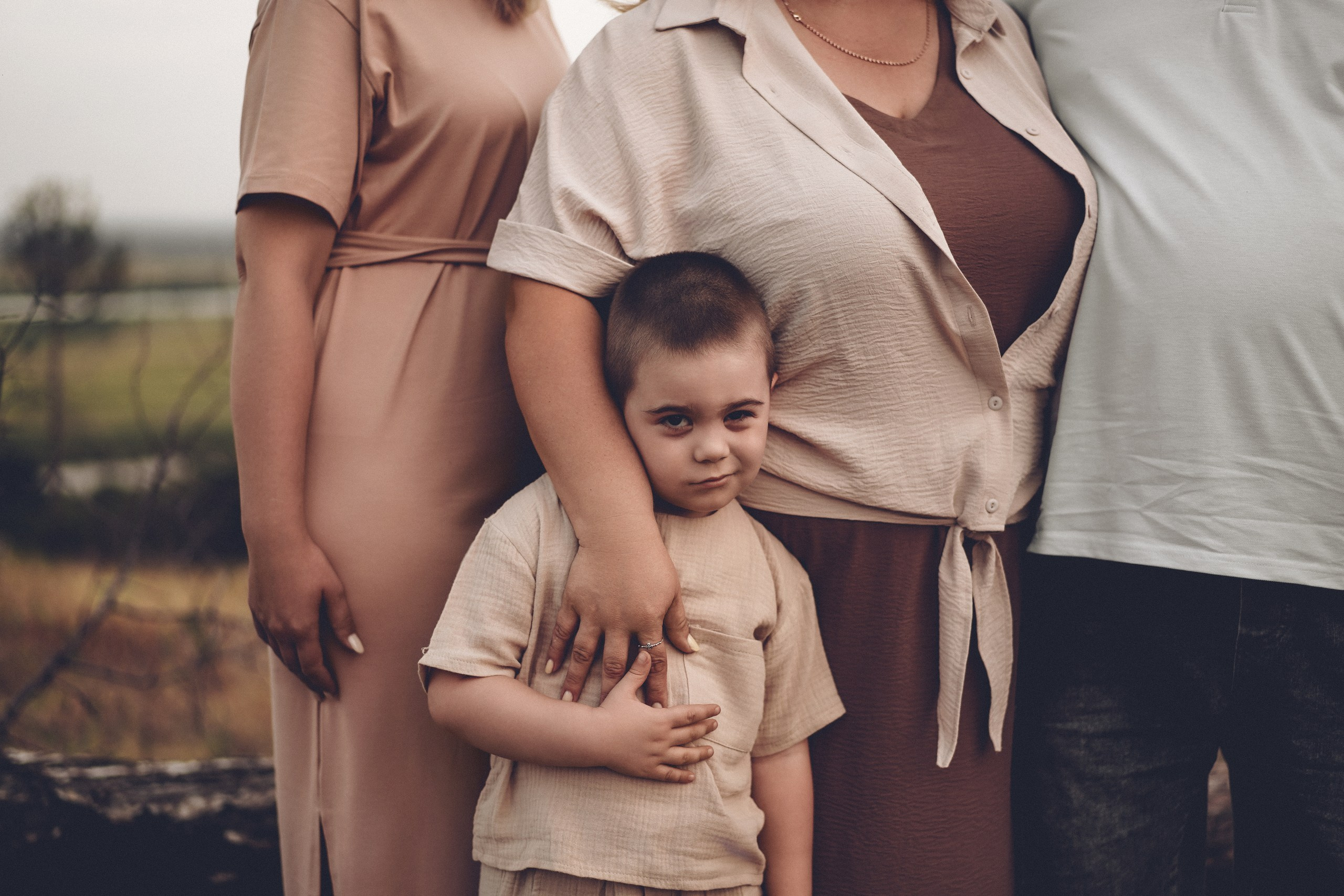 Уличная семейная фотосессия в Ростове-на-Дону. Фотограф Аксай, Новочеркасск. Свадебный фотограф в Ростове-на-Дону. Таинство Крещения и Венчания, семейные фотосессии. Алёна Чёботова