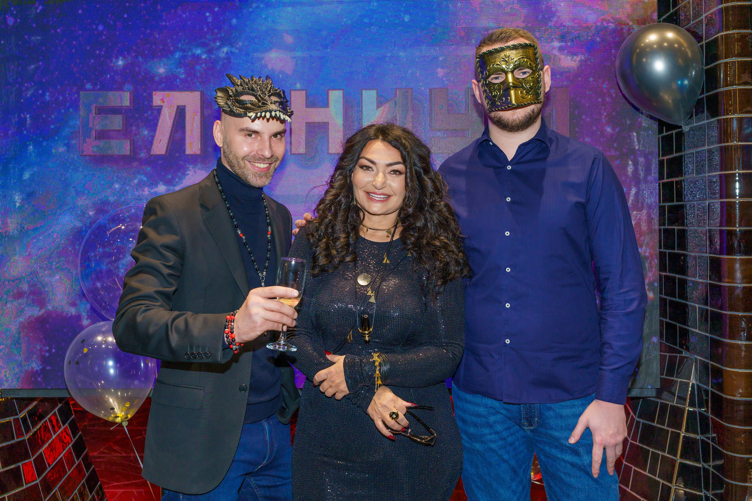 Взрослый день рождения. Photomantis