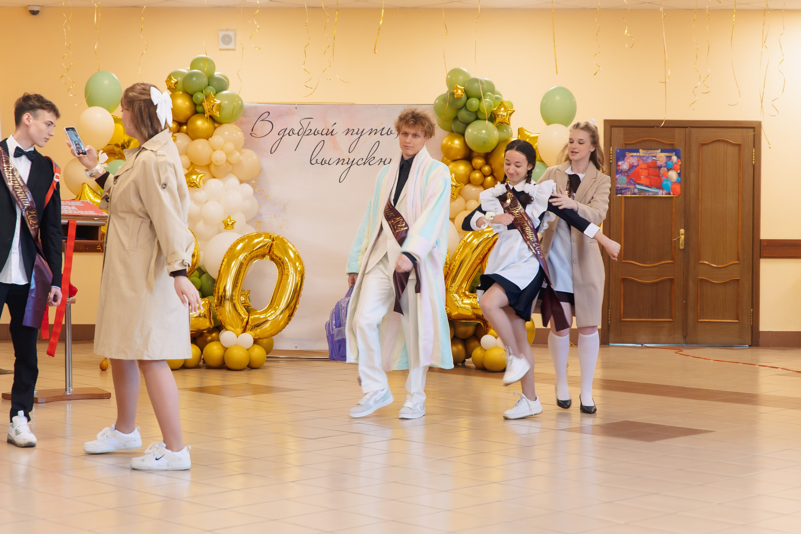 Последний звонок. Фотограф в Кронштадте и Санкт-Петербурге Анастасия Коваленко