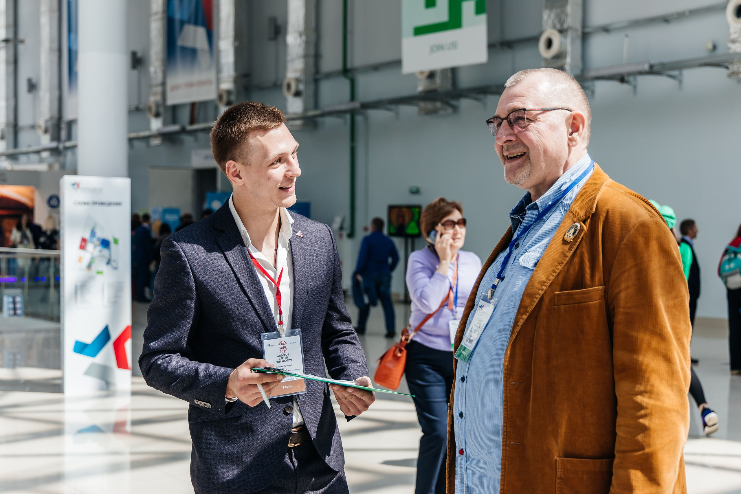 Репортажная фотосъёмка деловых мероприятий. Репортажный фотограф | Роза Хутор Красная Поляна Сочи Сириус