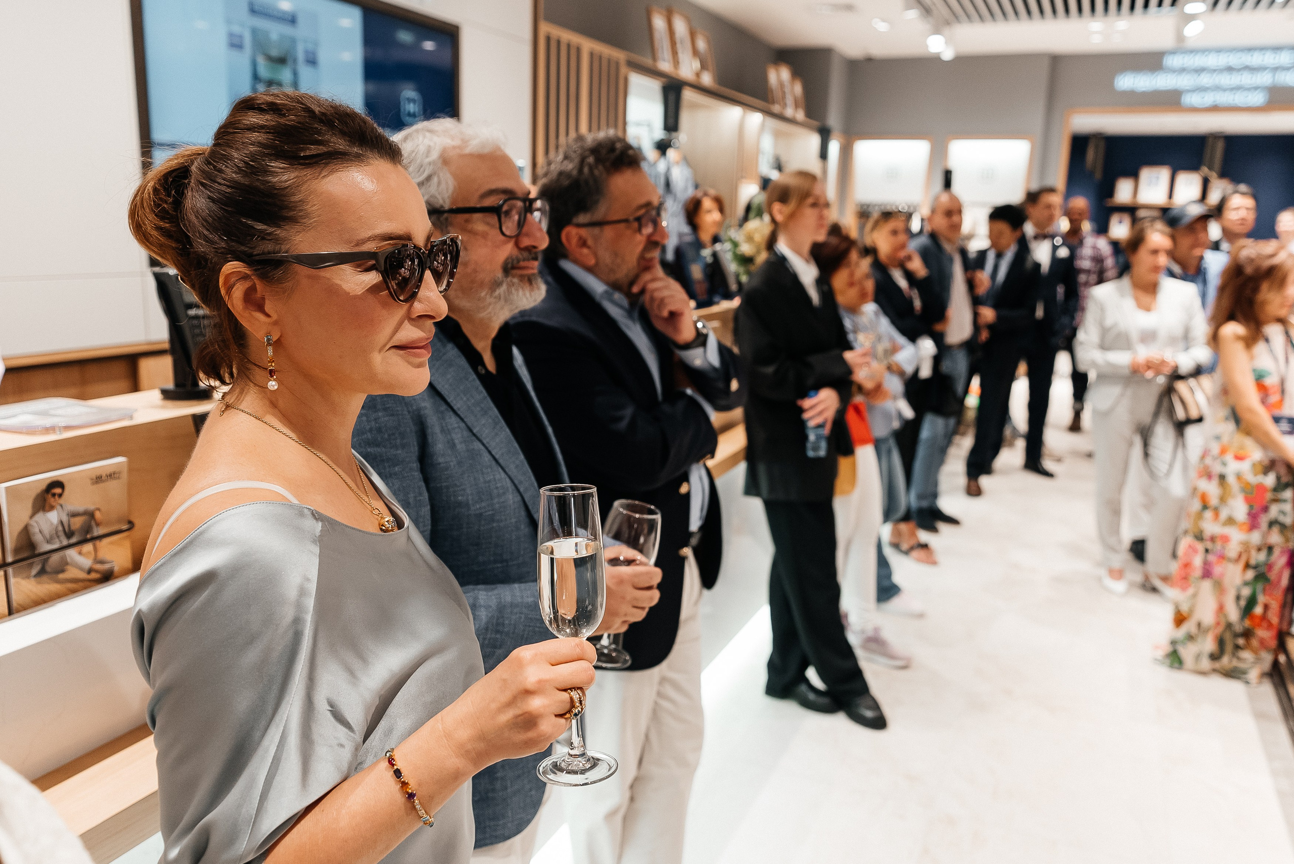 Henderson. Павел Краснов — Свадебный и репортажный фотограф в Москве