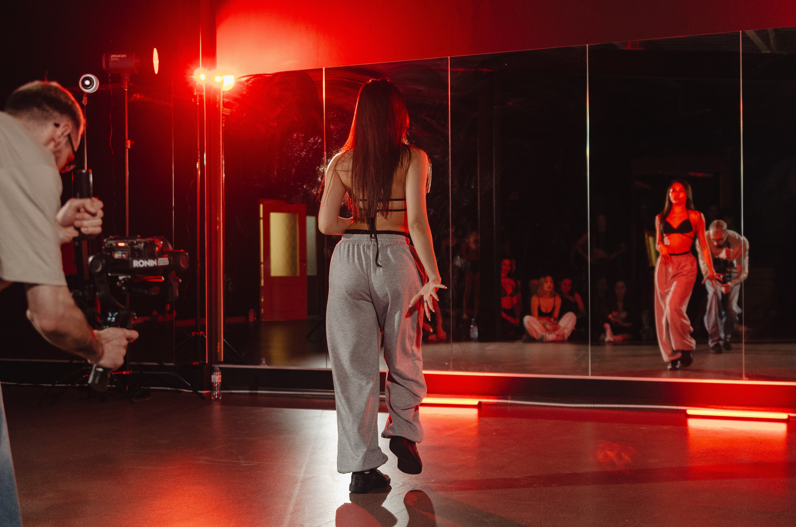 Мастер-классы по High Heels/Girly hip-hop от Оксаны ATTA. Денисова Аля — фотограф для парных съемок и индивидуальных историй в Барнауле