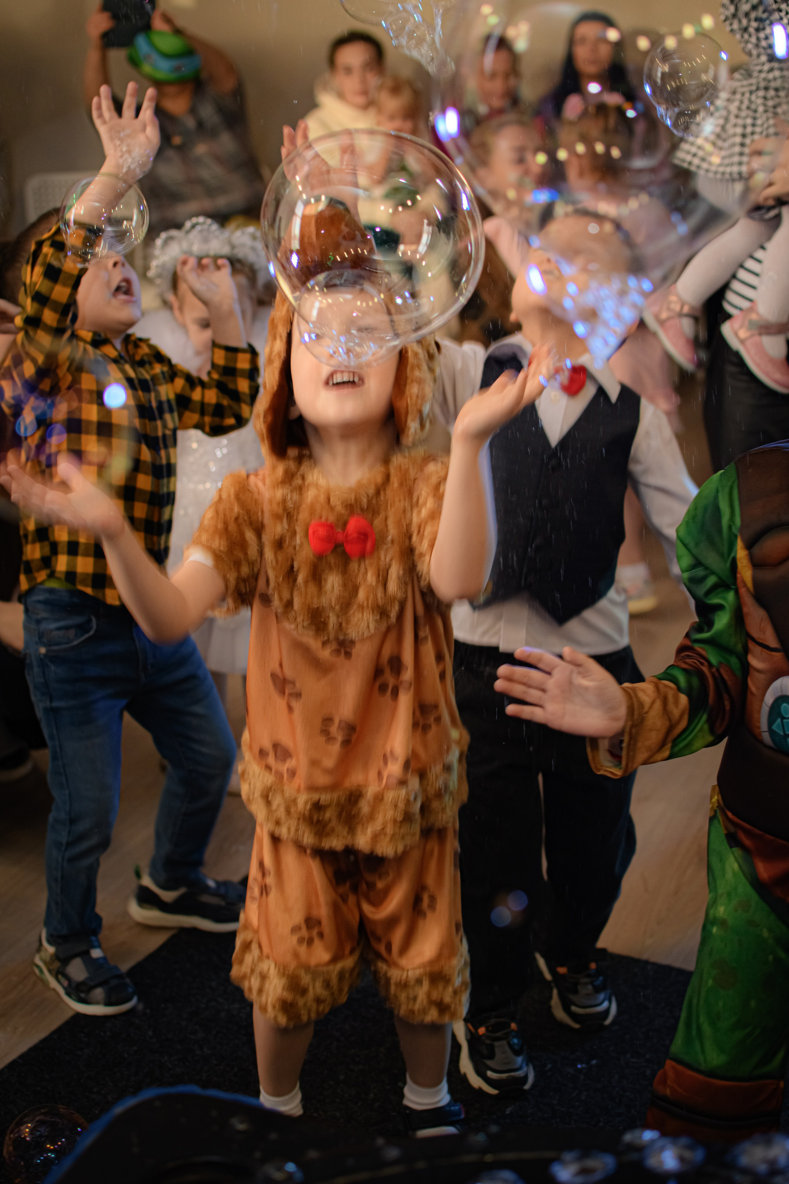 HAPPY NEW YEAR. Photokarish