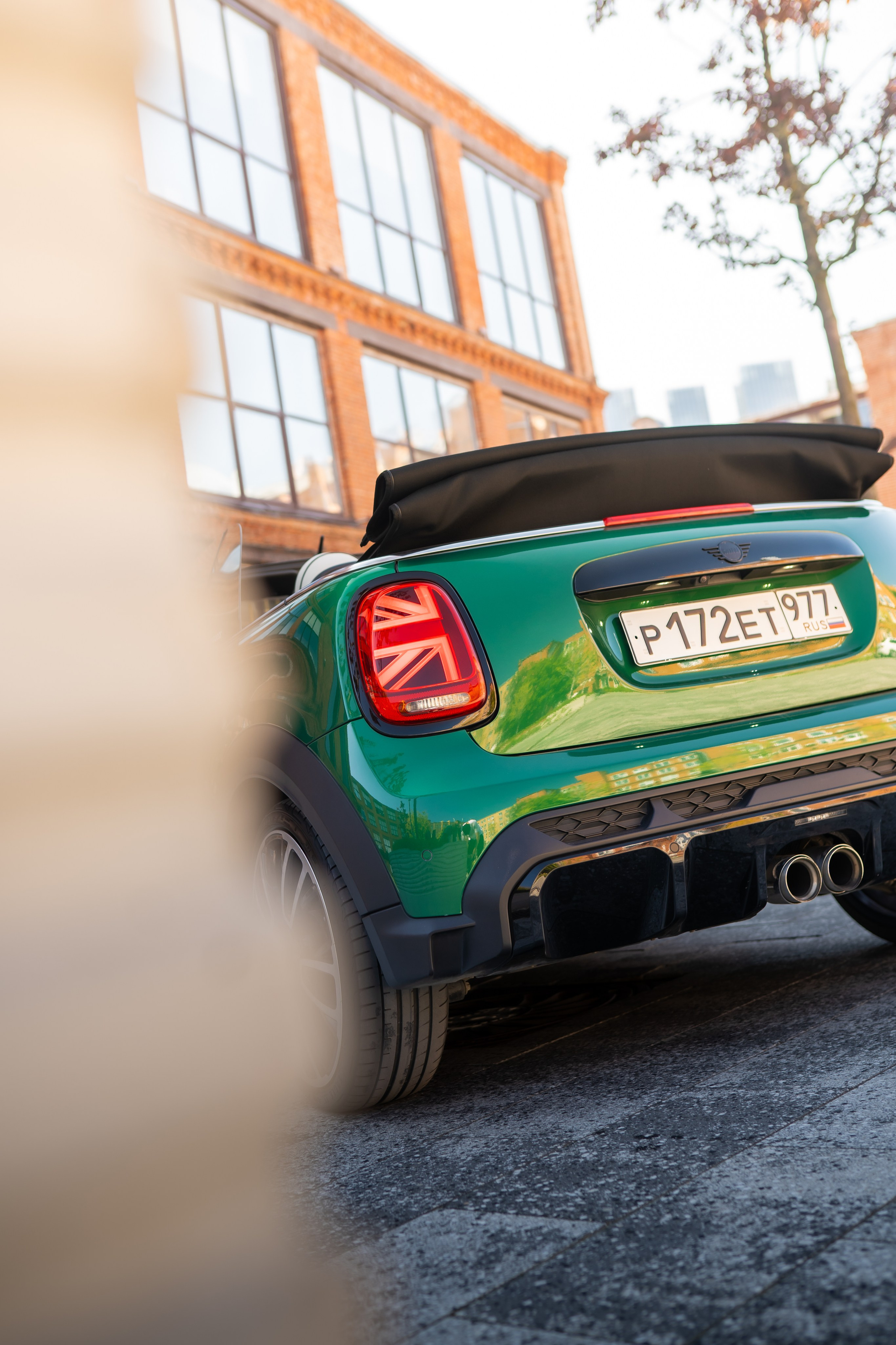 Mini Copper JCW Green. Mirllaev