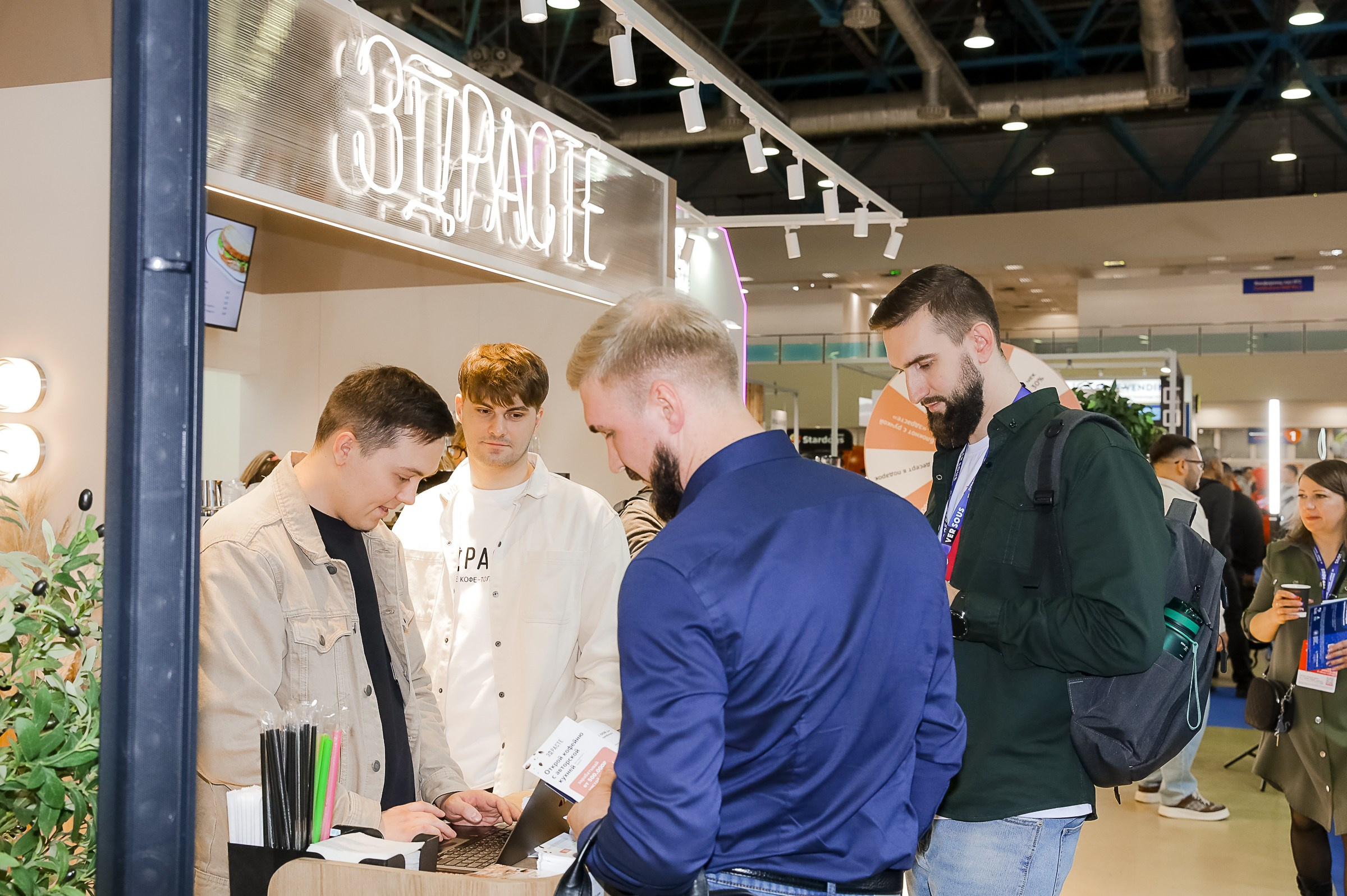 VERSOUS. ЭКСПОЦЕНТР. ЗДРАСТЕ. Фотограф в Москве Ольга Колесникова