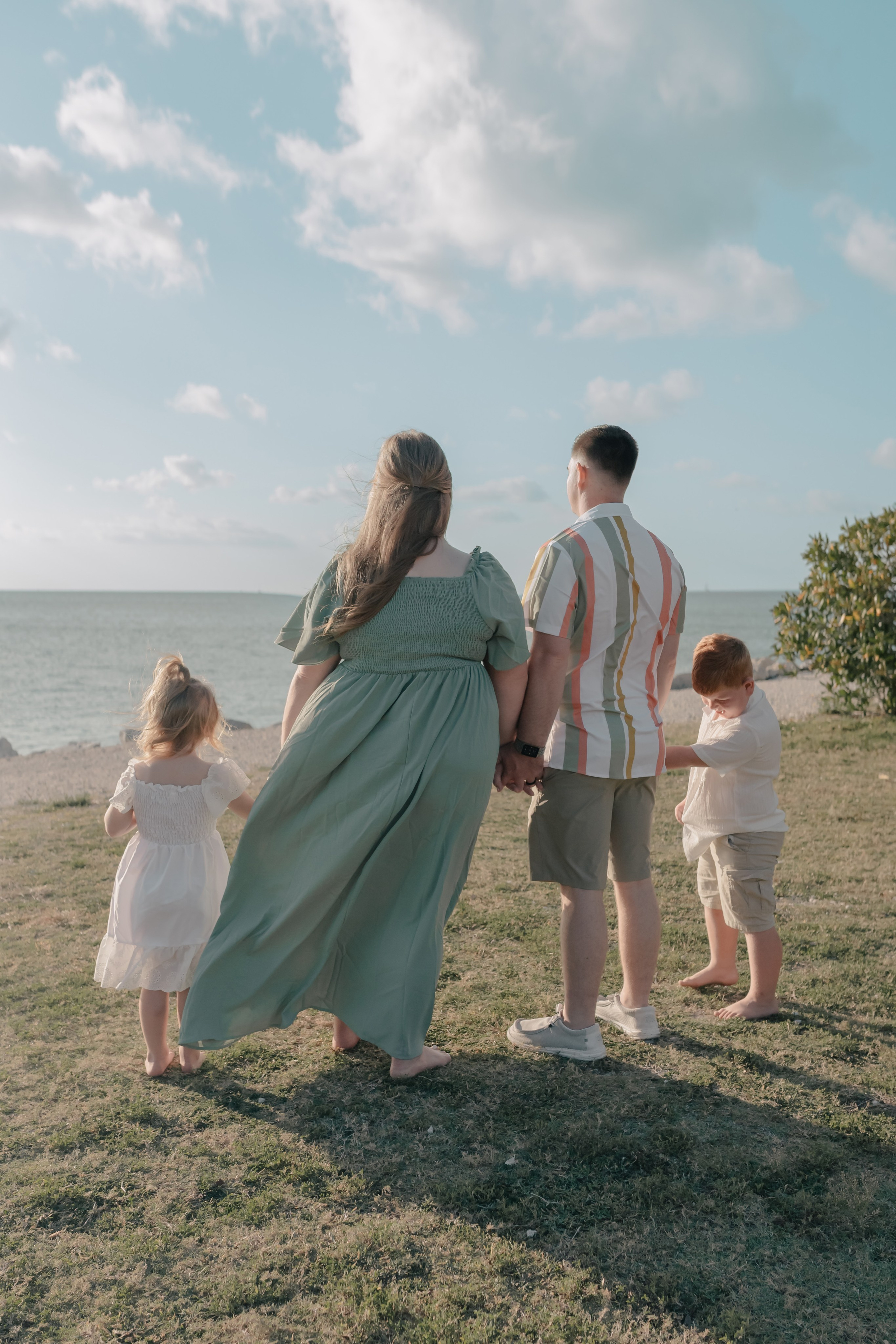 Ronni and her family. Gaukhar Baimagambet — Photographer and Videographer