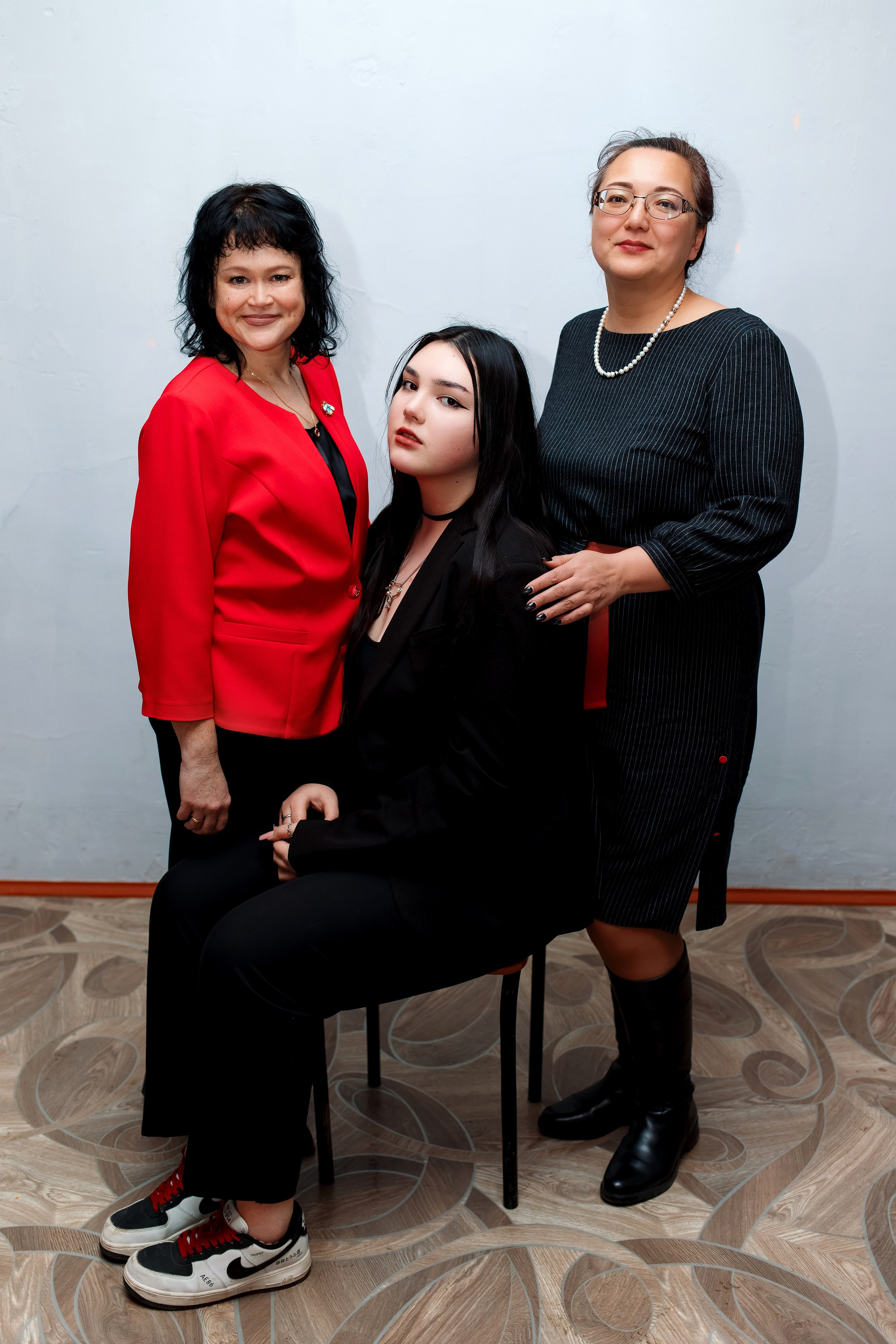 11 класс съемка в школе. Фотограф Любовь Корниенко, Примоский край