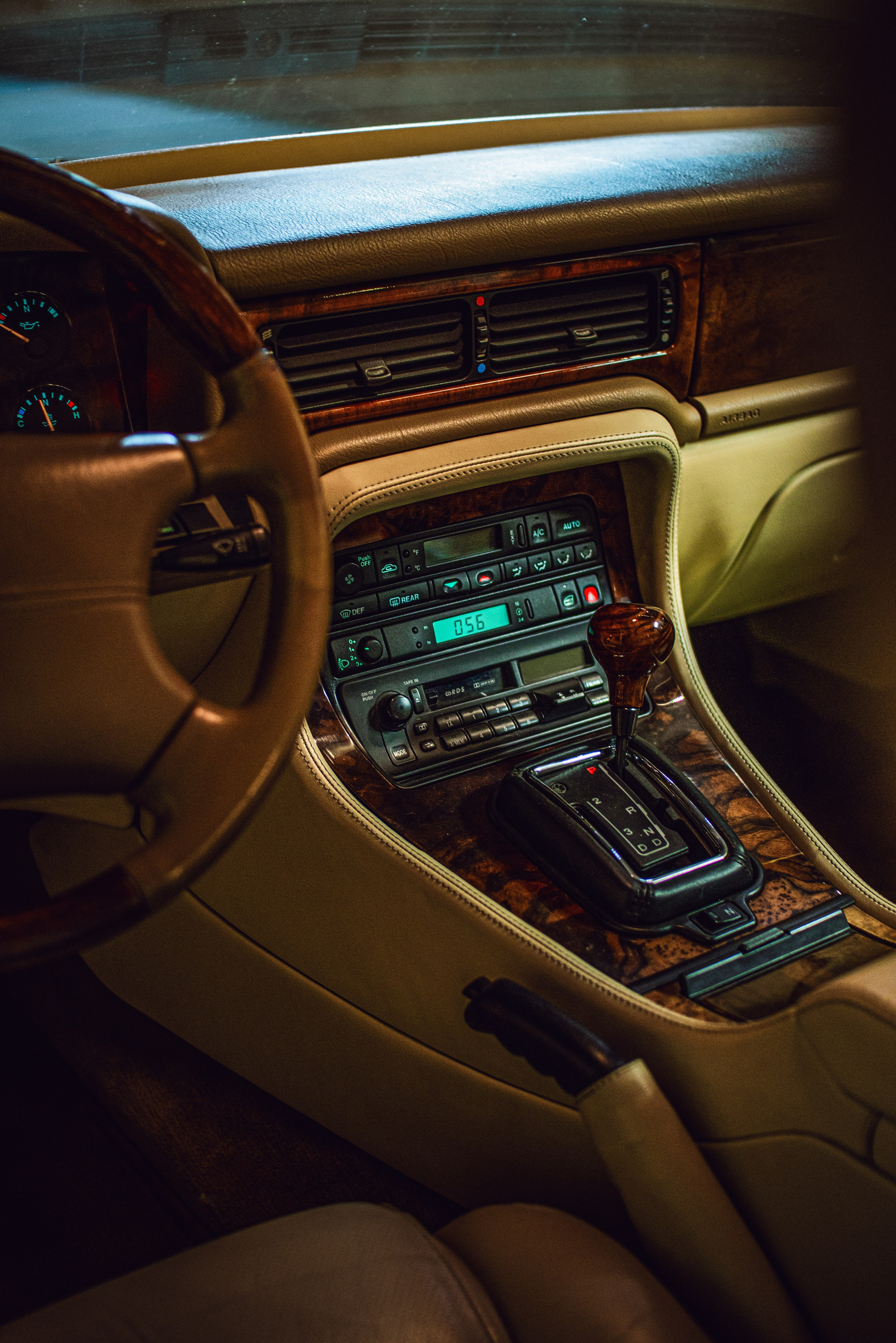 Ночная фотосъемка автомобиля. Жуков Илья  свадебный фотограф в Москве