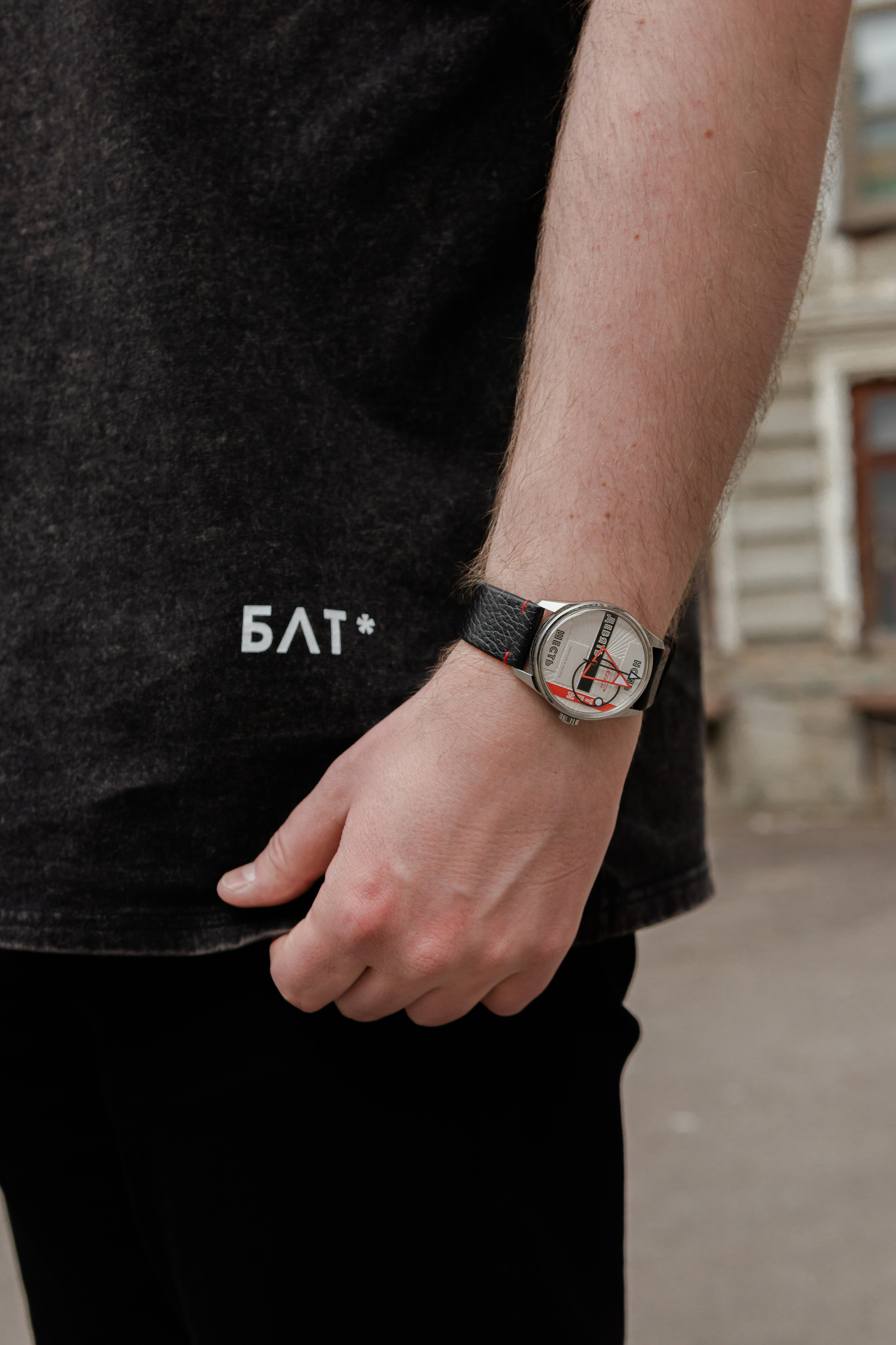 Съемка мерча БЛТ* Semiotica в городе. Фотограф-анималист Ксения Воробьева, Москва