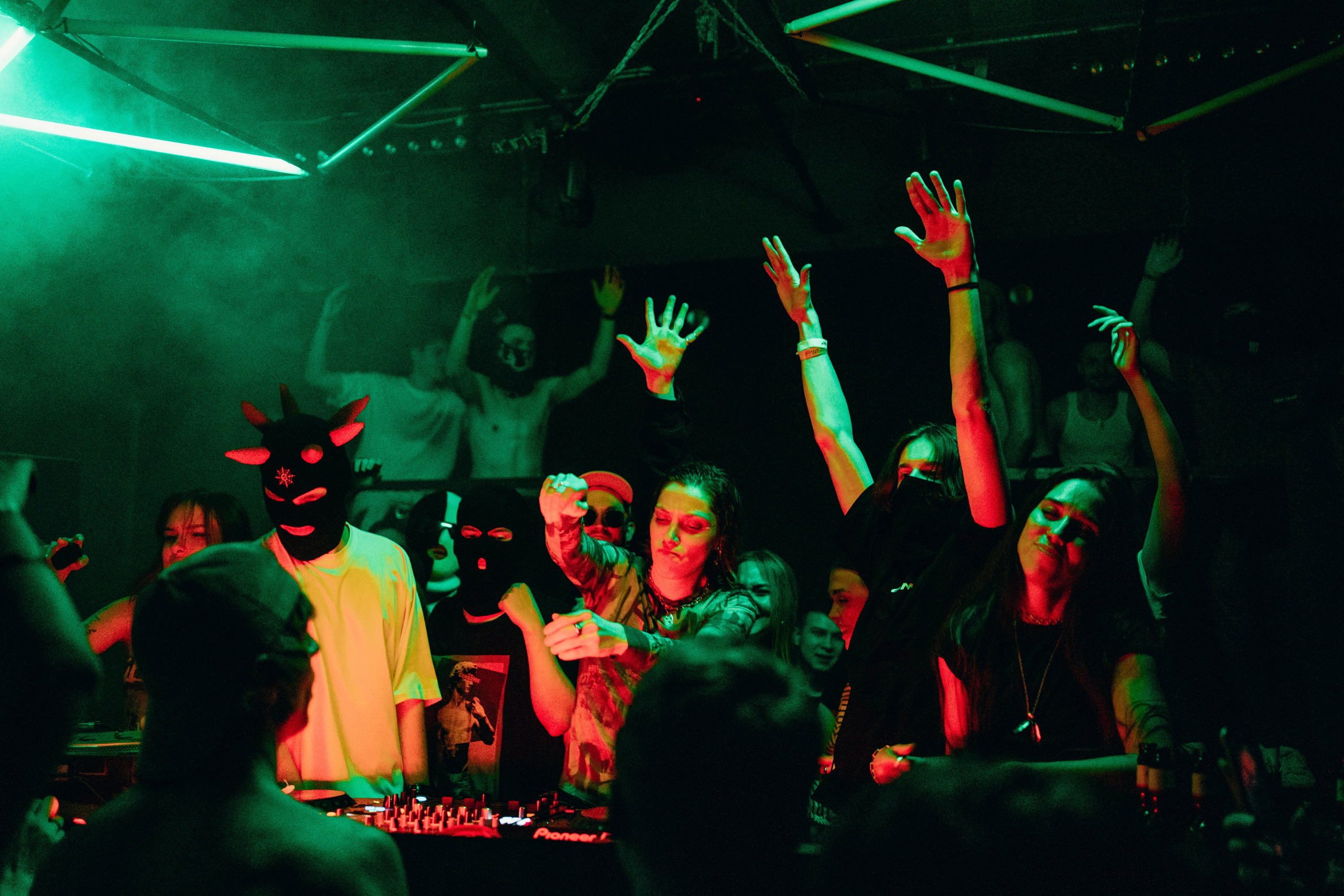 Werk Moves. Главная