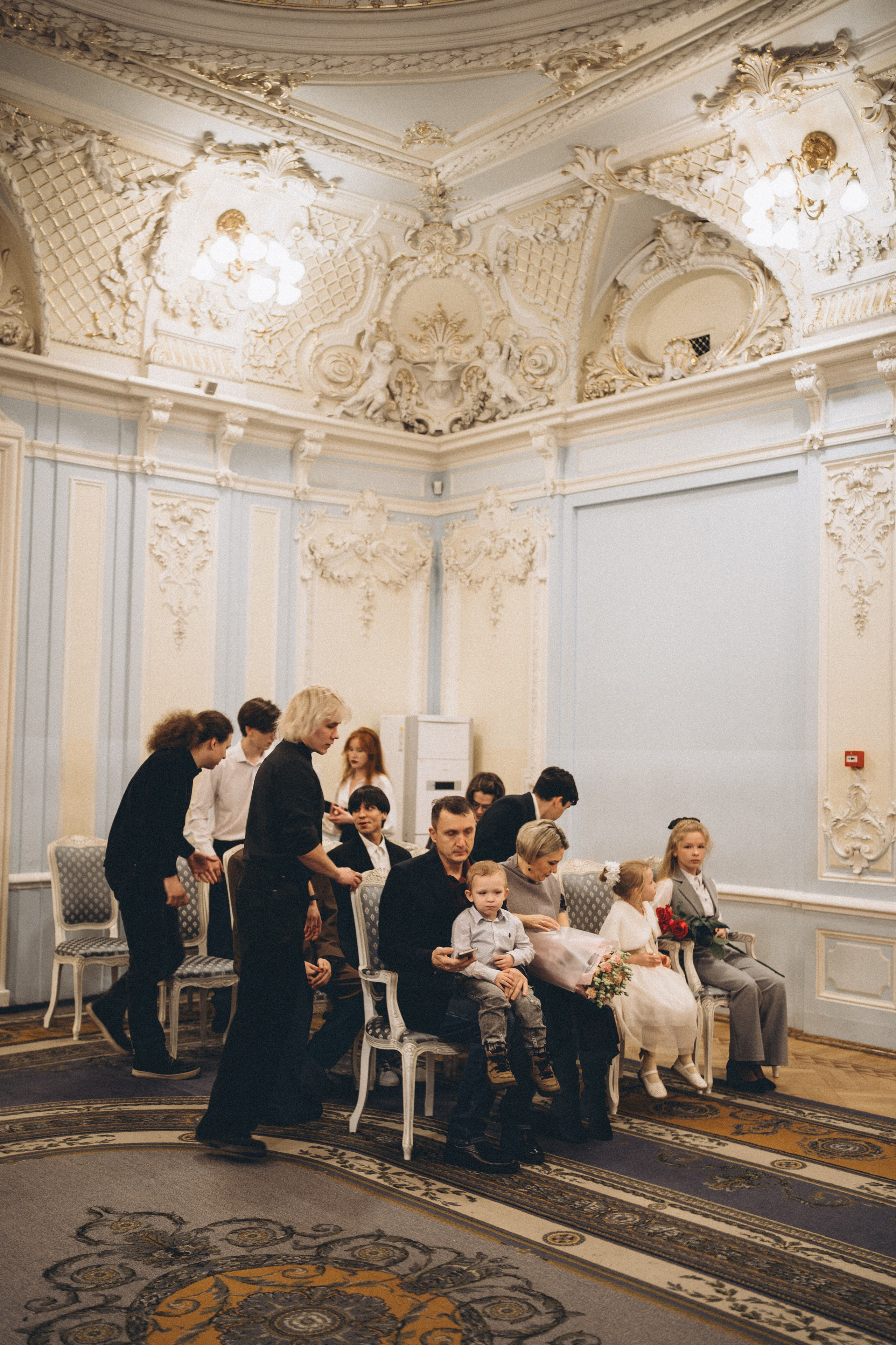 СВАДЕБНАЯ СЬЕМКА ВО ВТОРОМ ДВОРЦЕ С ГОСТЯМИ И ПРОГУЛКА В ТАВРИЧЕСКОМ САДУ. Профессиональный фотограф, Санкт-Петербург — Виктория Богомолова