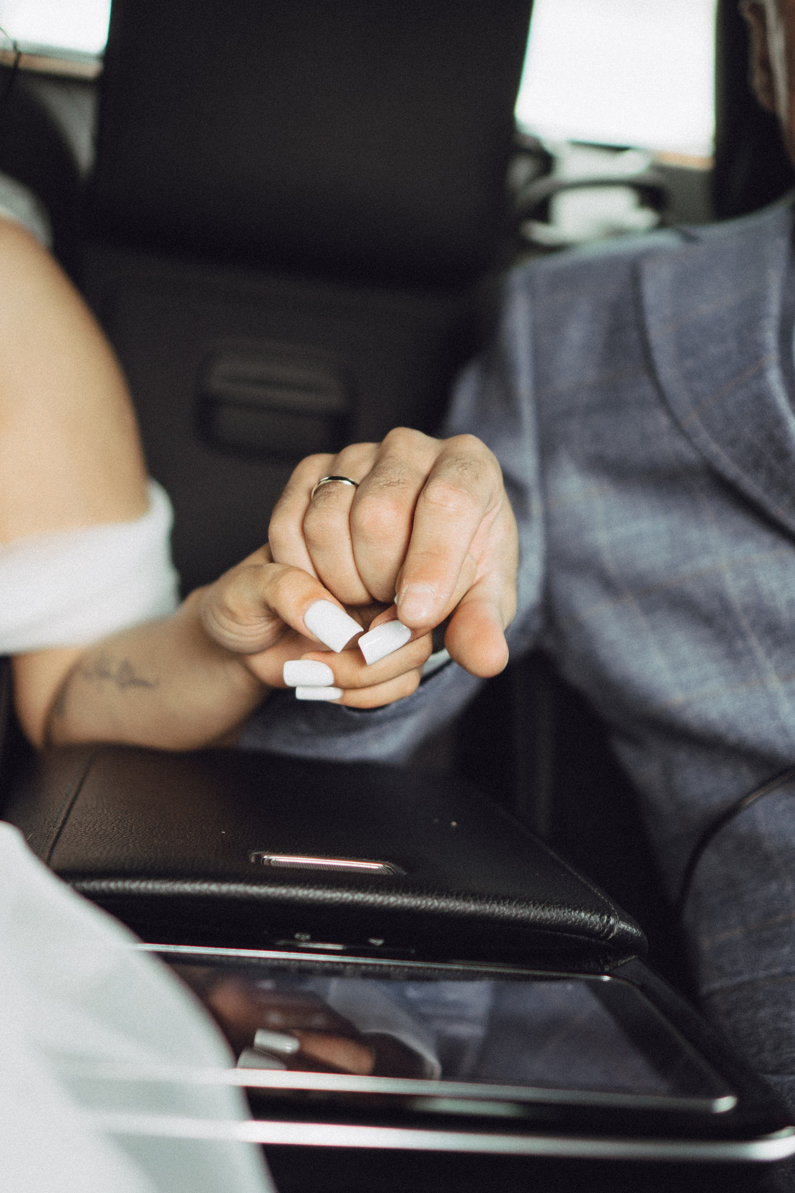 СВАДЕБНАЯ ПРОГУЛКА РЕСТОРАН МЫ ЖЕ НА ТЫ И ФОТОСЕССИИЯ С АВТОМОБИЛЕМ. Профессиональный фотограф, Санкт-Петербург — Виктория Богомолова