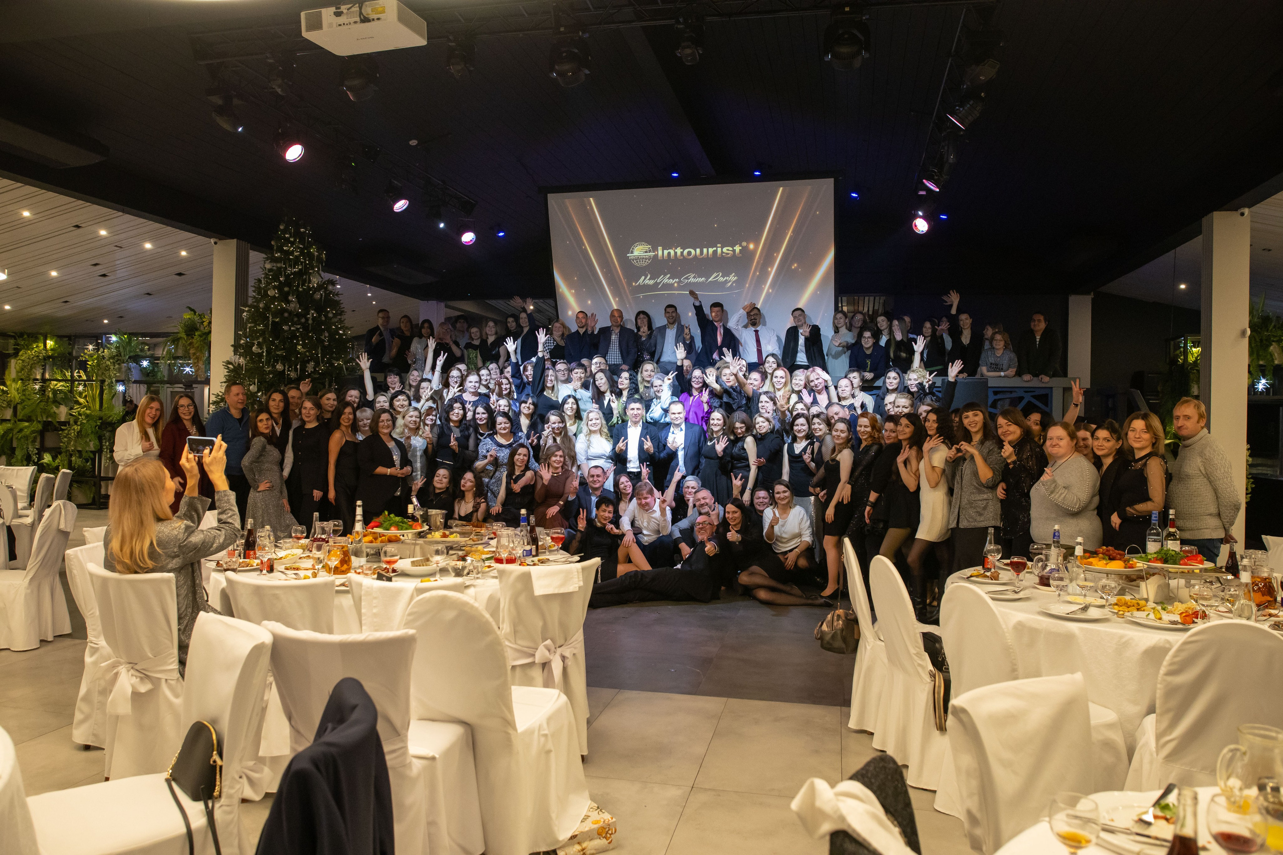 Корпоратив ресторан Времена года Москва. Семейный и детский фотограф Анна Петракова