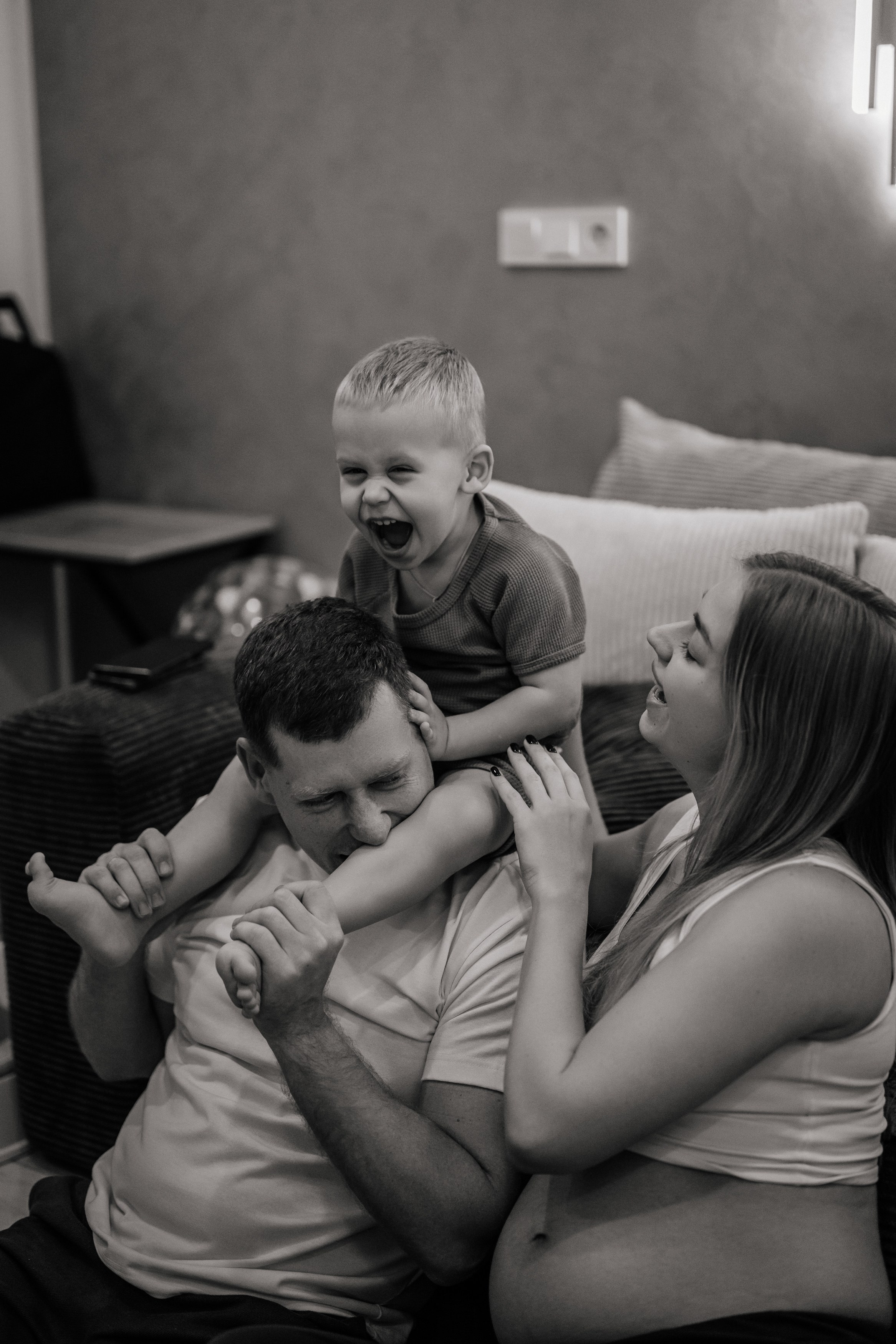 Домашняя фотосессия. Свадебный и семейный фотограф в Сочи Никита Пищов