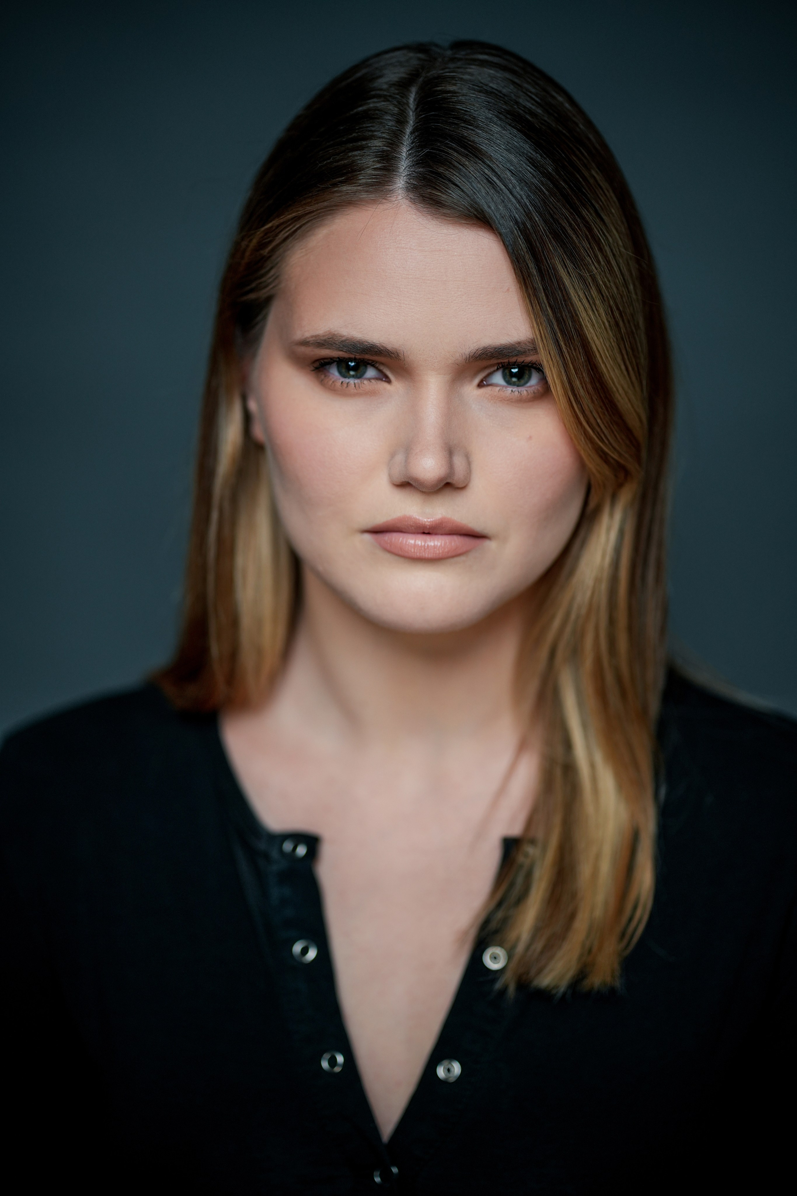 Актриса Алина Шацова. Портретная съемка в Москве, студийный фотограф Игорь Фомин