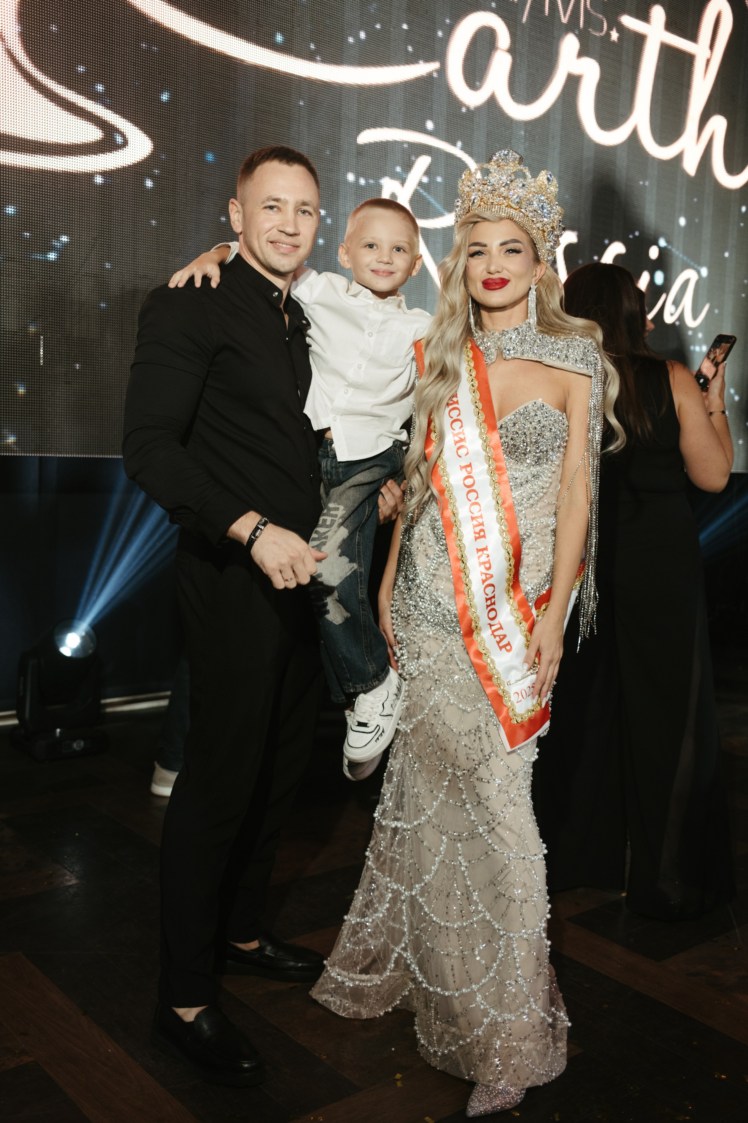 Мисс и Миссис Россия Земли Краснодар 2025 программа. Свадебный и репортажной фотограф Денис Ожигин в Краснодаре и Краснодарском крае