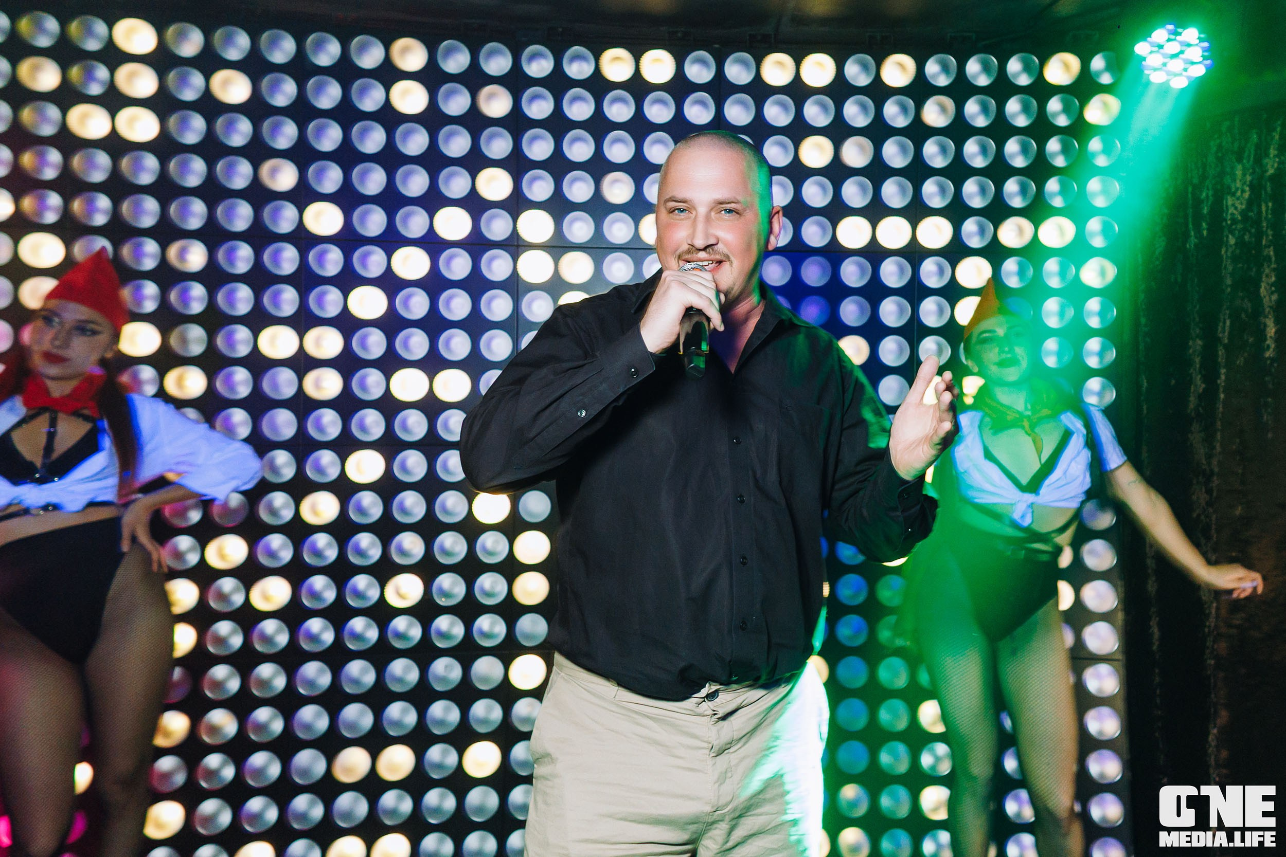 Фоторепортаж из караоке-клуба Эйфория. One Media Life: фоторепортажи, фотоотчеты с мероприятий и заведений