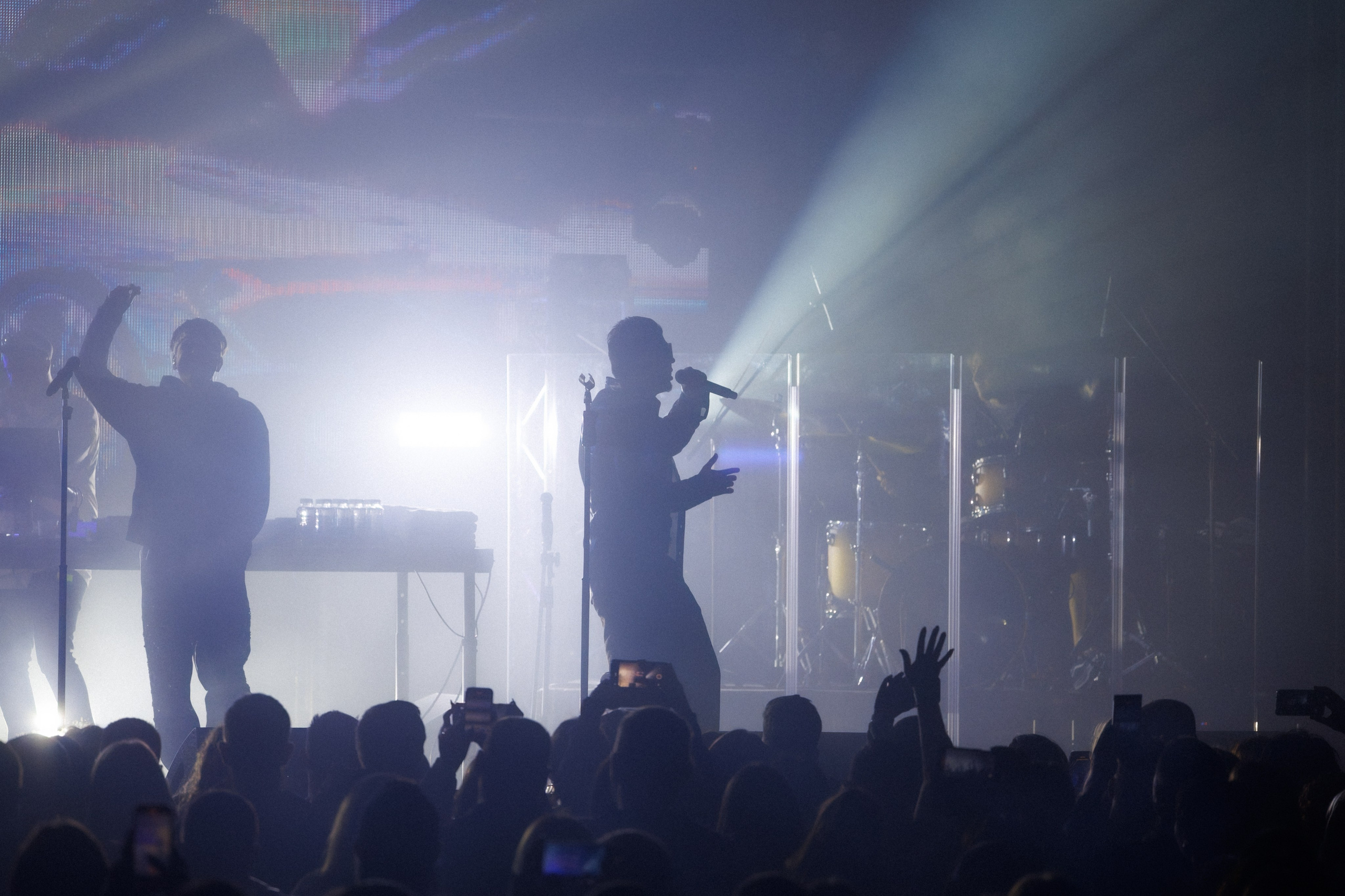 Фотоотчёт и репортаж с концерта группы GAYAZOV$ BROTHER$. Красильников Евгений — профессиональный фотограф в Ростове-на-Дону