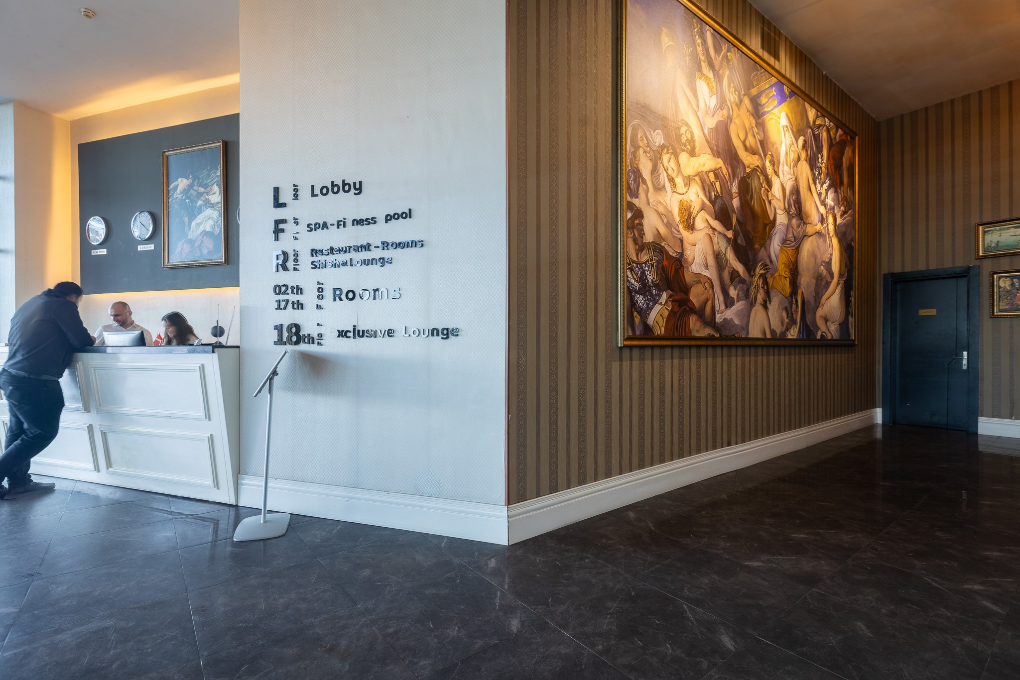 SKY TOWER (METRO CITY). Режиссёр, клипмейкер, фотограф — Андрей Охота