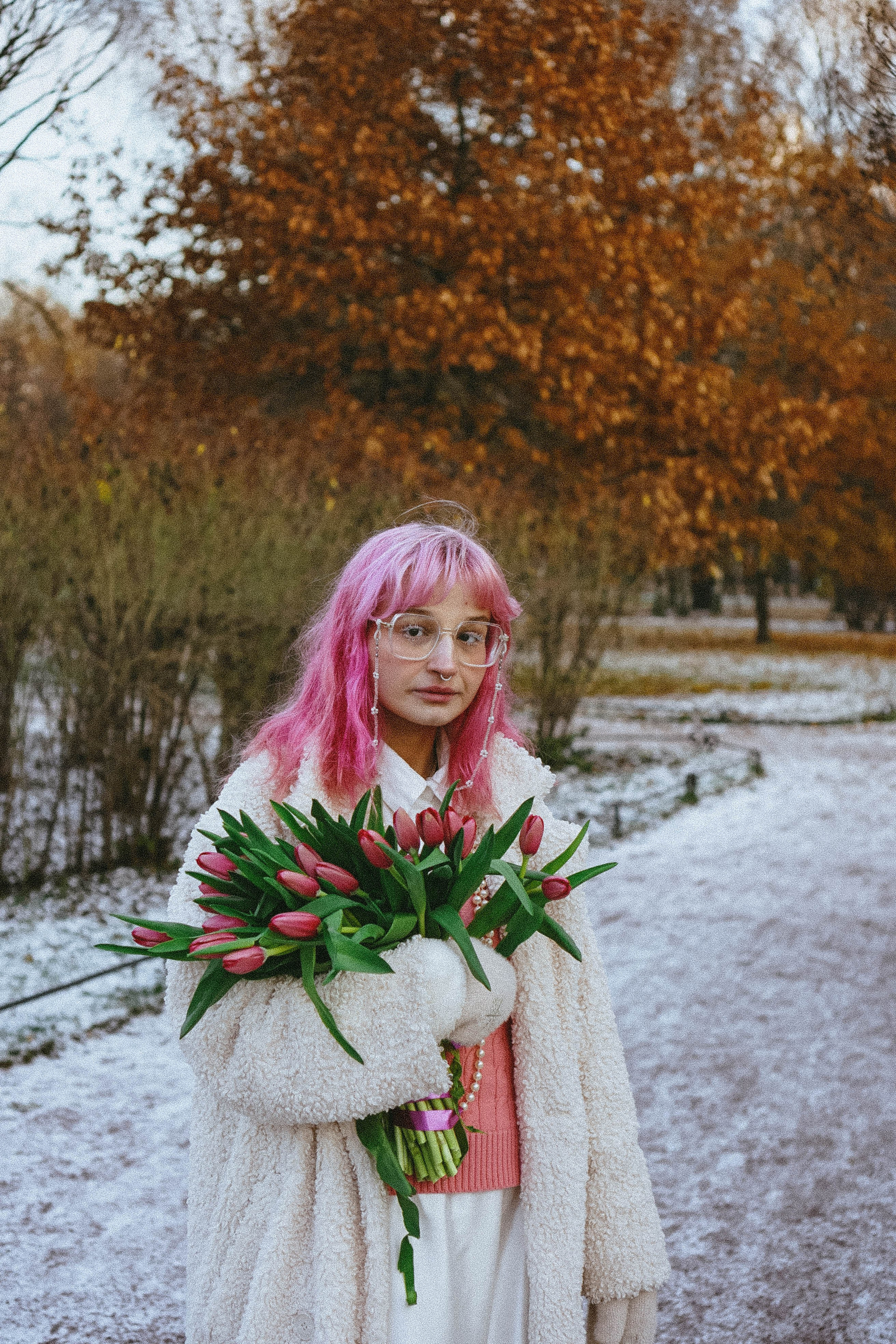 Прогулочная фотосессия с тюльпанами. Профессиональный фотограф, Санкт-Петербург — Виктория Богомолова