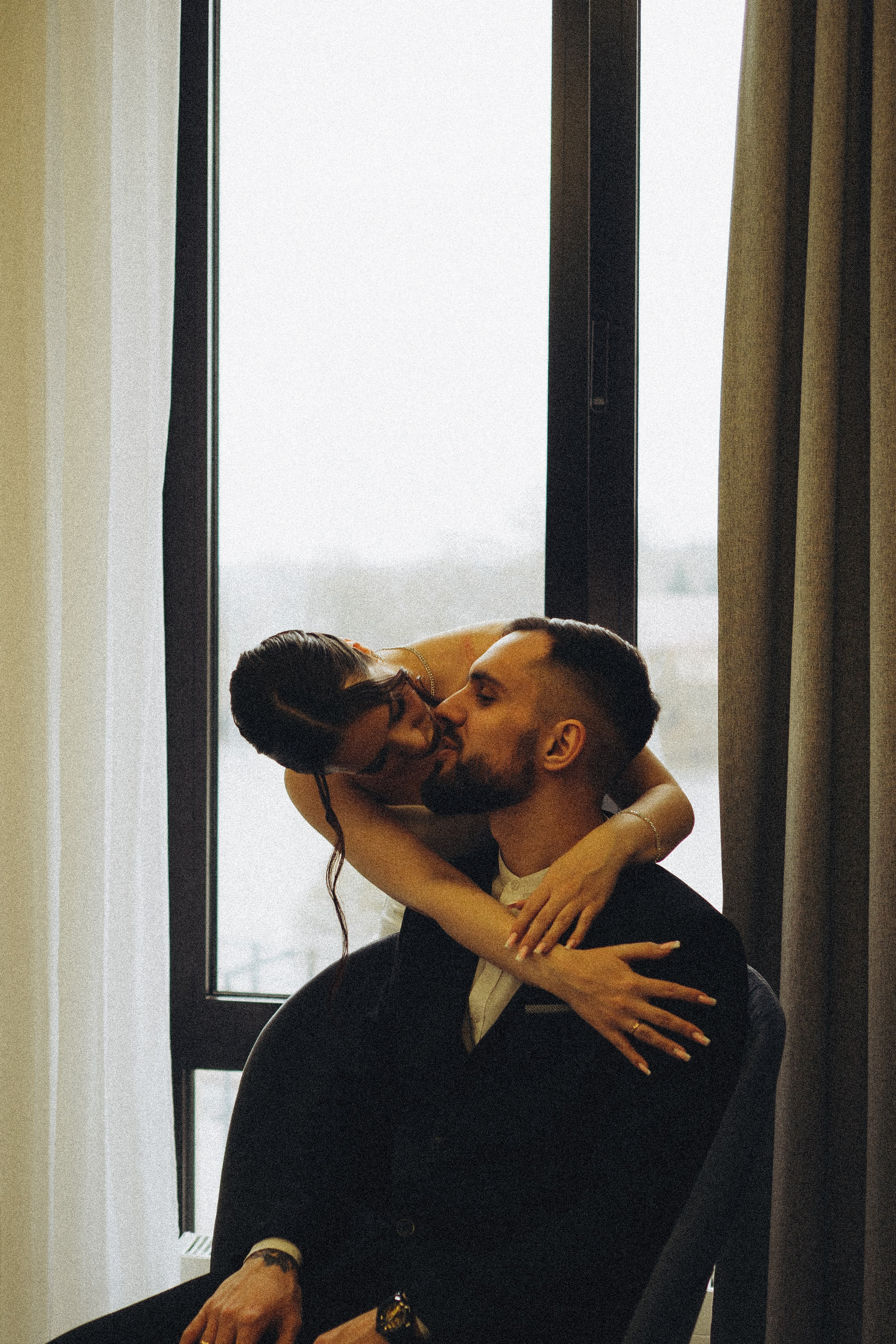 СВАДЕБНАЯ СЬЕМКА СБОРОВ ЖЕНИХА И НЕВЕСТЫ В ОТЕЛЕ И ТАКЖЕ ФОТОСЕССИИЯ В ОТЕЛЕЕ МЕГАПОЛИС БРЯНСК. Профессиональный фотограф, Санкт-Петербург — Виктория Богомолова