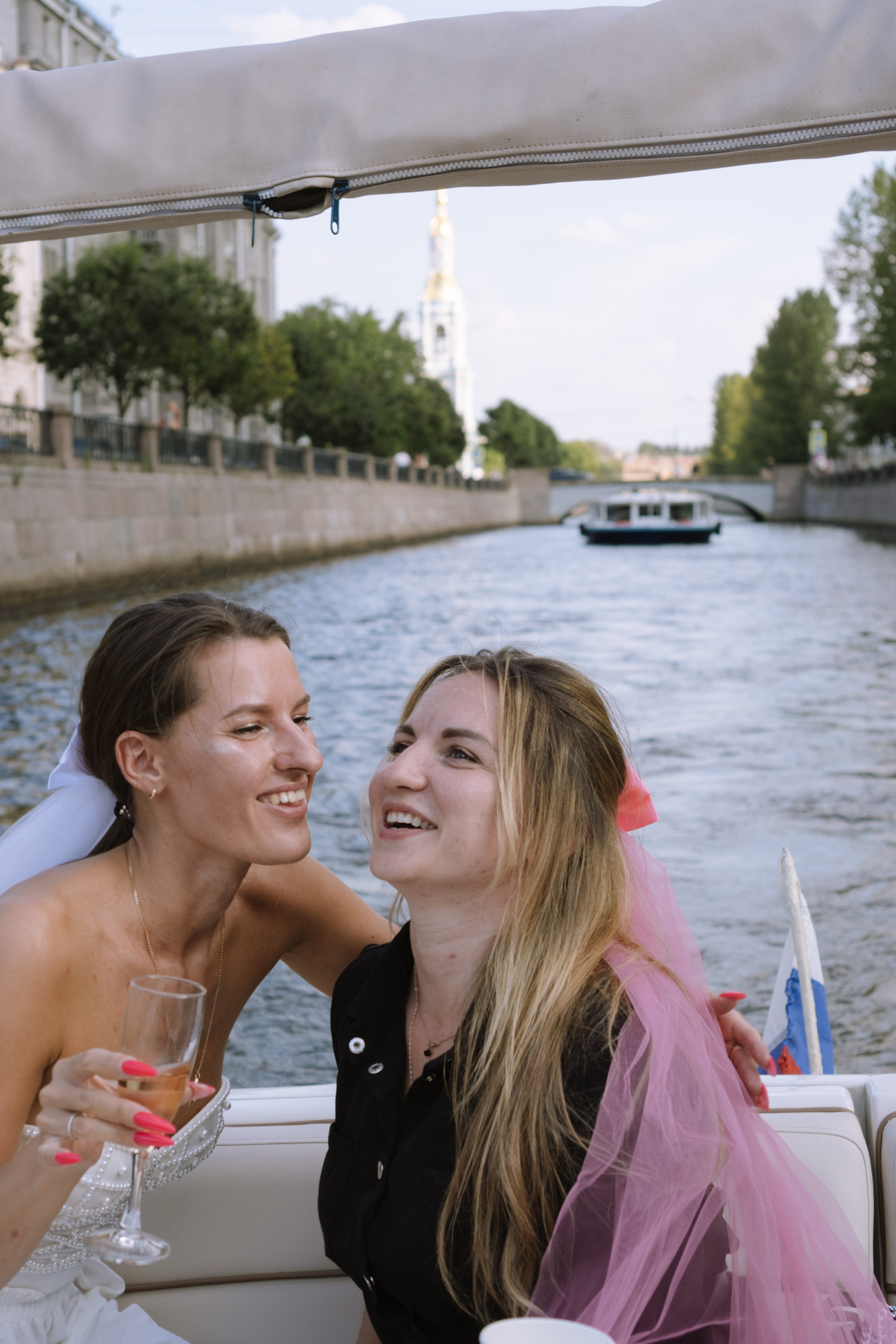 ДЕВИЧНИК НА КАТЕРЕ. Профессиональный фотограф, Санкт-Петербург — Виктория Богомолова