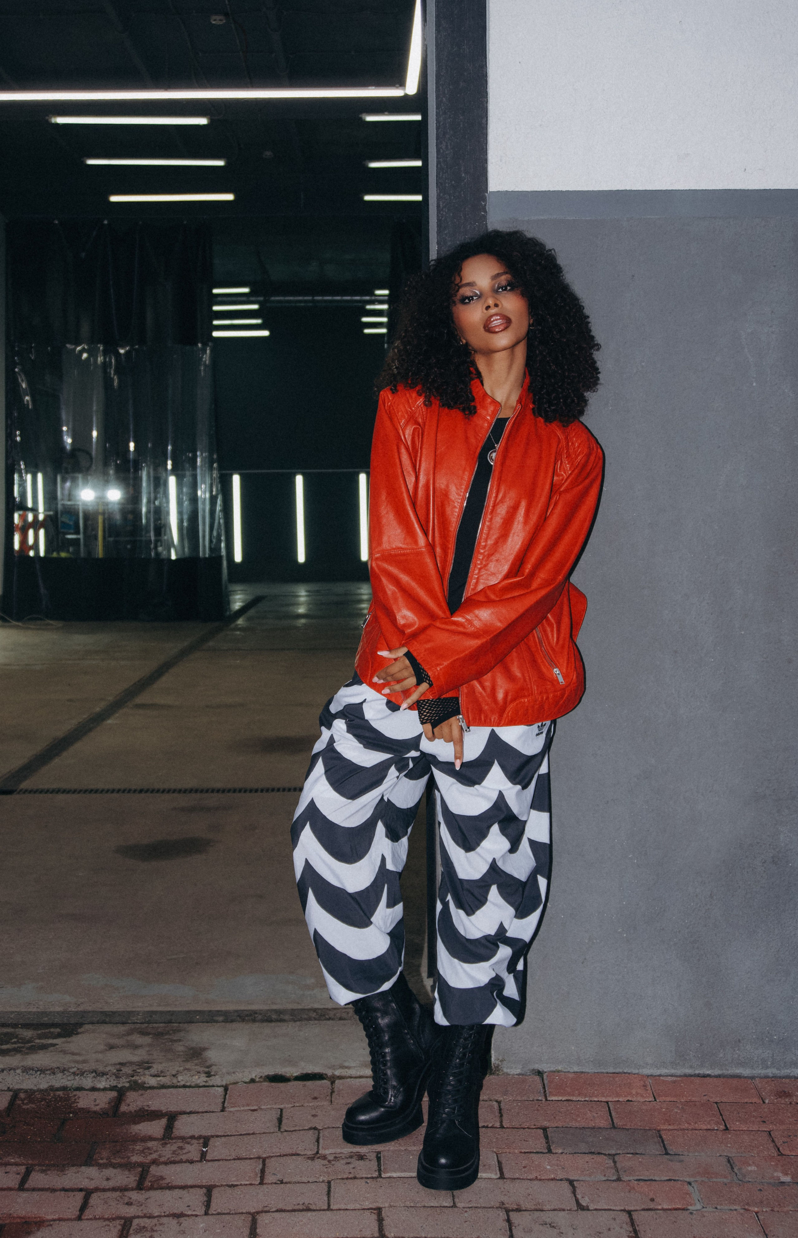 Диана, съемка с авто. Фотограф в Минске Света Григорьева