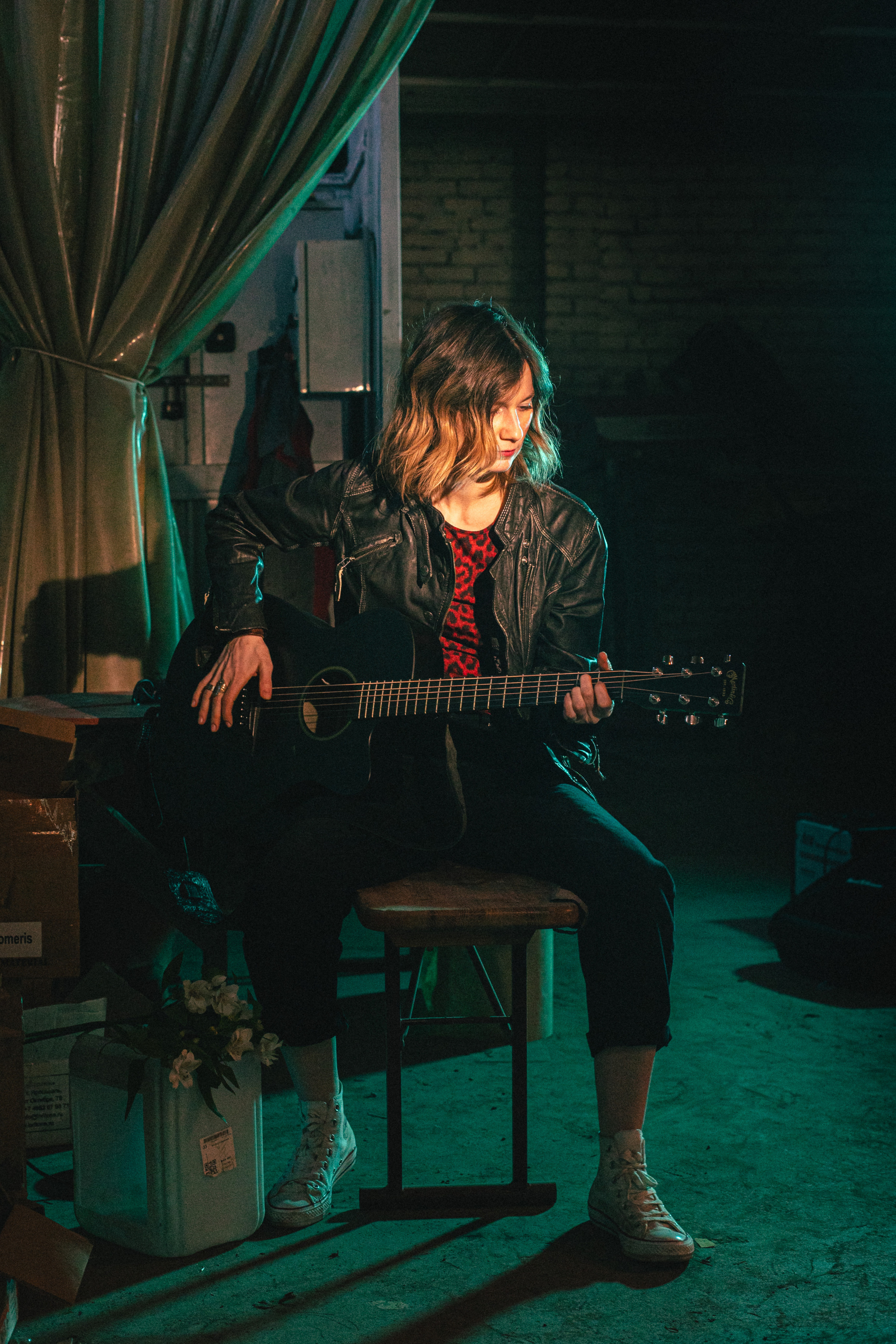 Rock'n'roll garage. Бренд и контентные фотосессии, портреты и лавстори в Санкт-Петербурге