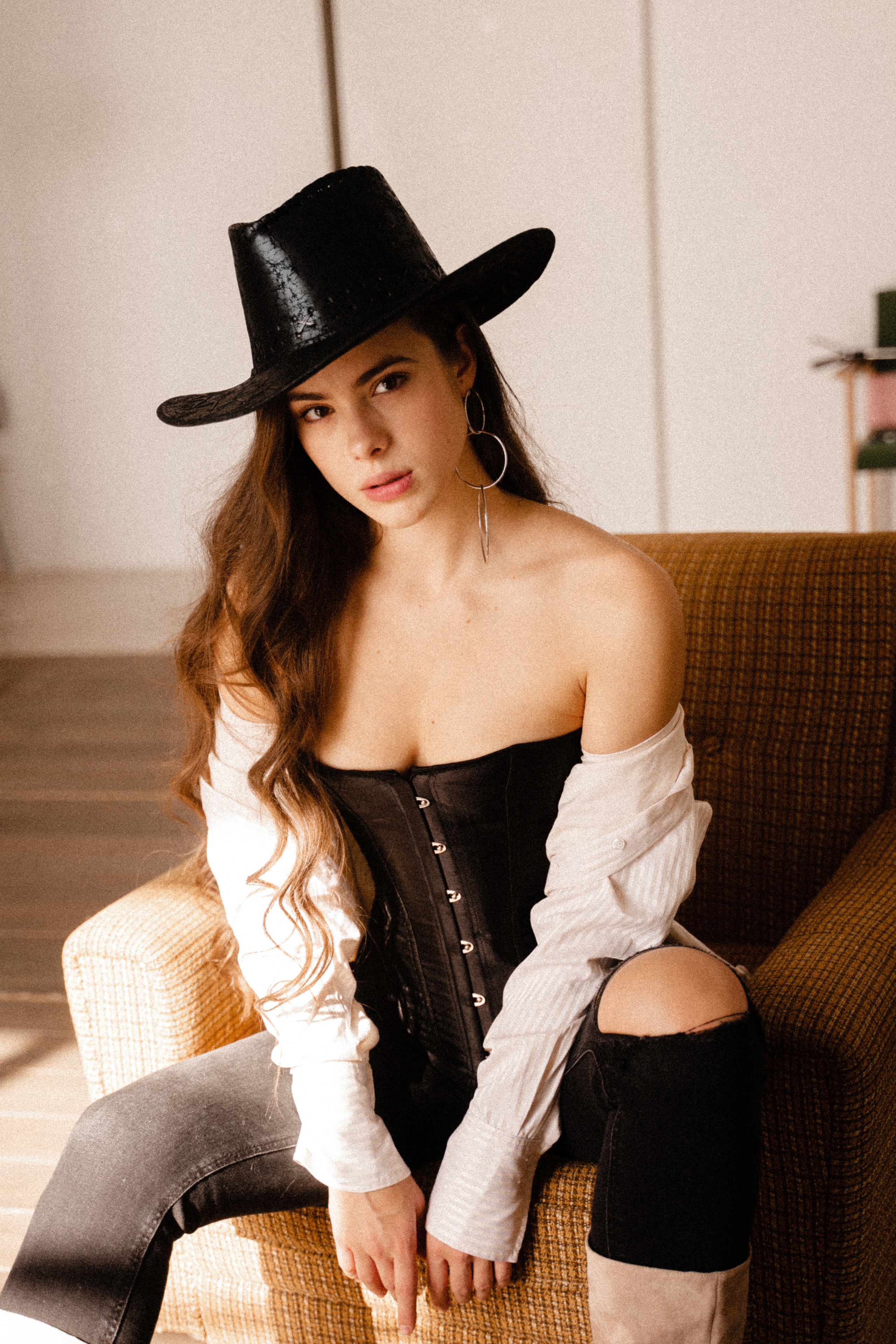 Western feel. Бренд и контентные фотосессии, портреты и лавстори в Санкт-Петербурге