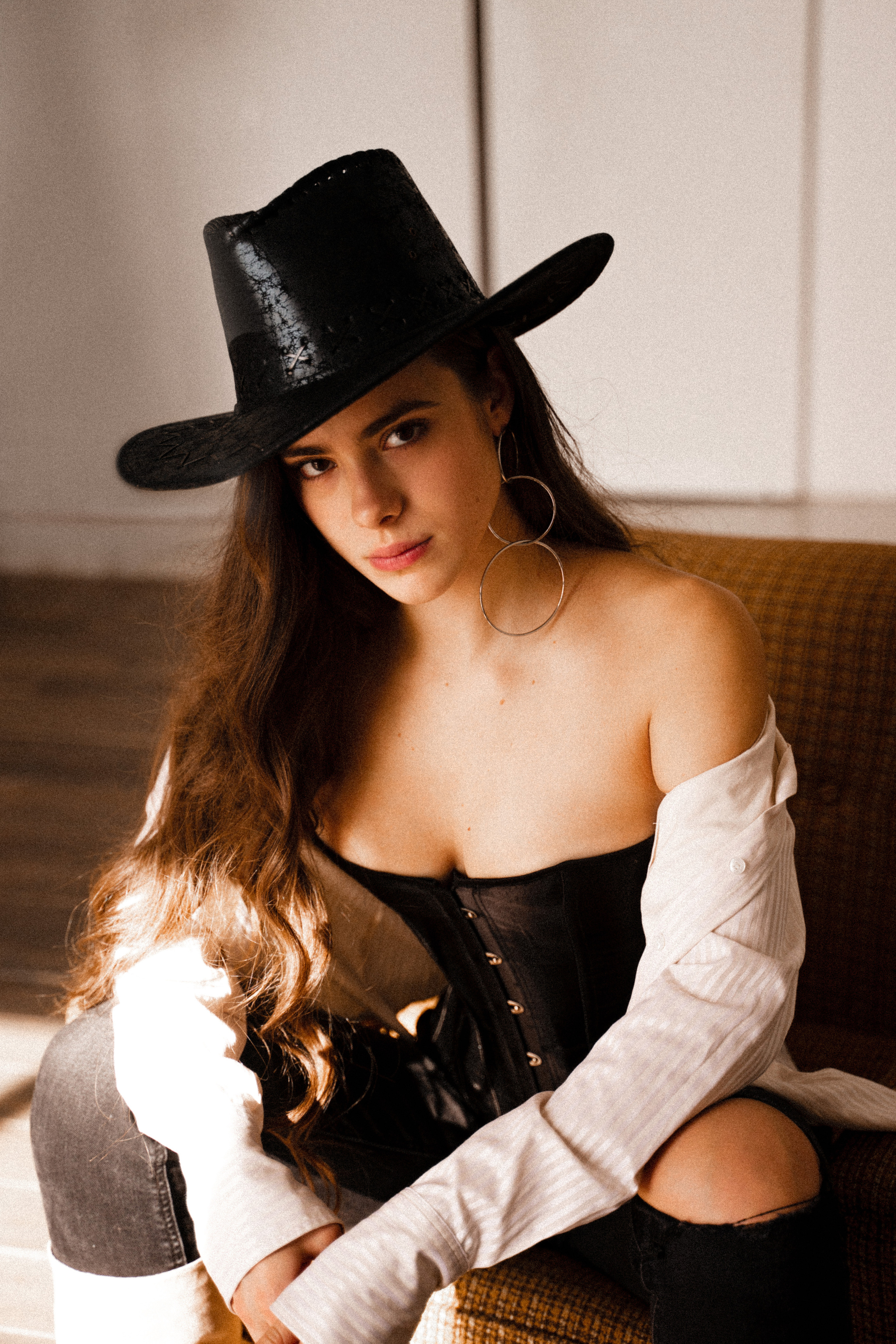 Western feel. Бренд и контентные фотосессии, портреты и лавстори в Санкт-Петербурге